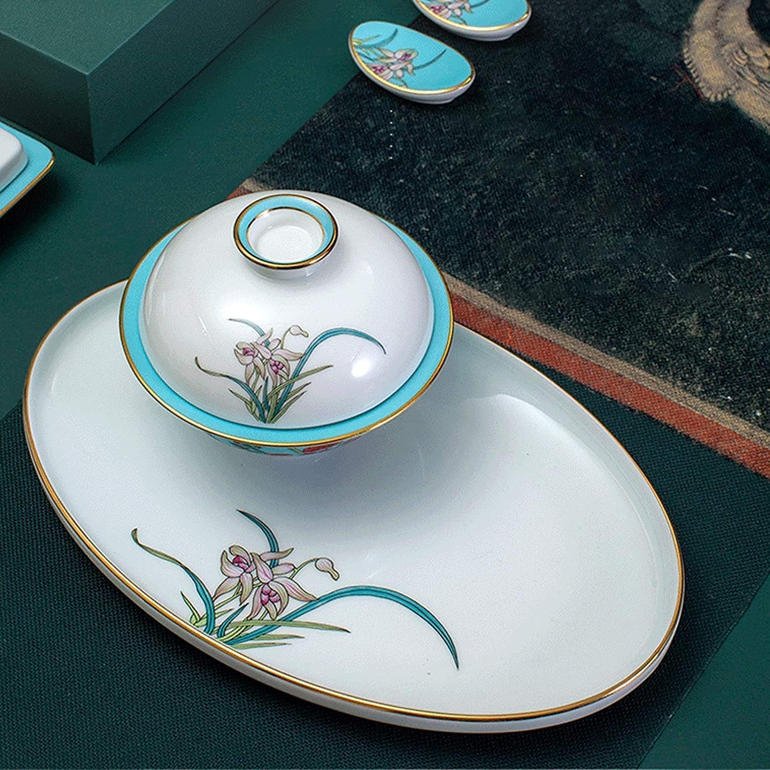 38-częściowy zestaw zastawy stołowej, luksusowy, rodzinny zestaw zastawy stołowej, wytłaczany, ręcznie wykonany zestaw naczyń z porcelany kostnej w kolorze złotym, talerze do steków i miska na