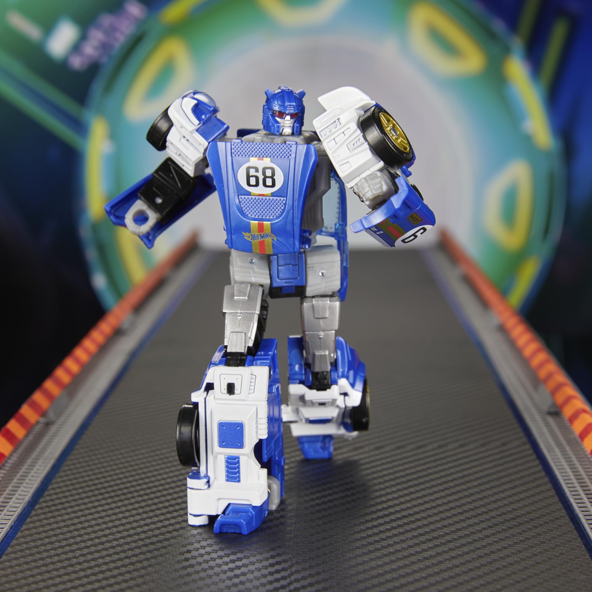 Transformers Collaborative Hot Wheels® / Transformers El Segundo Coupé, 12,5-centymetrowa figurka robota klasy Deluxe, przekształca się w wyścigówkę, wiek: od 8 lat
