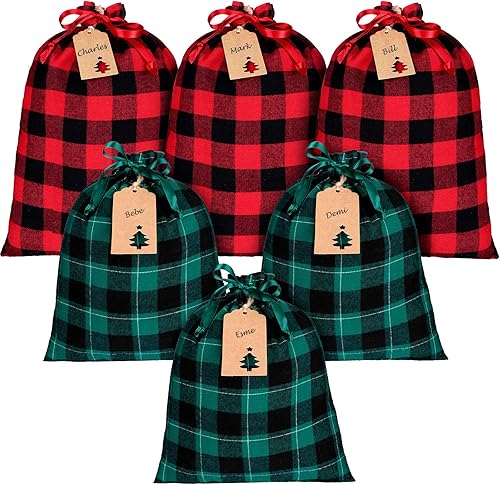 Shappy 6 bolsas de regalo de Navidad con cordón, bolsas de tela a cuadros con 20 etiquetas de papel kraft para suministros de decoración de fiestas