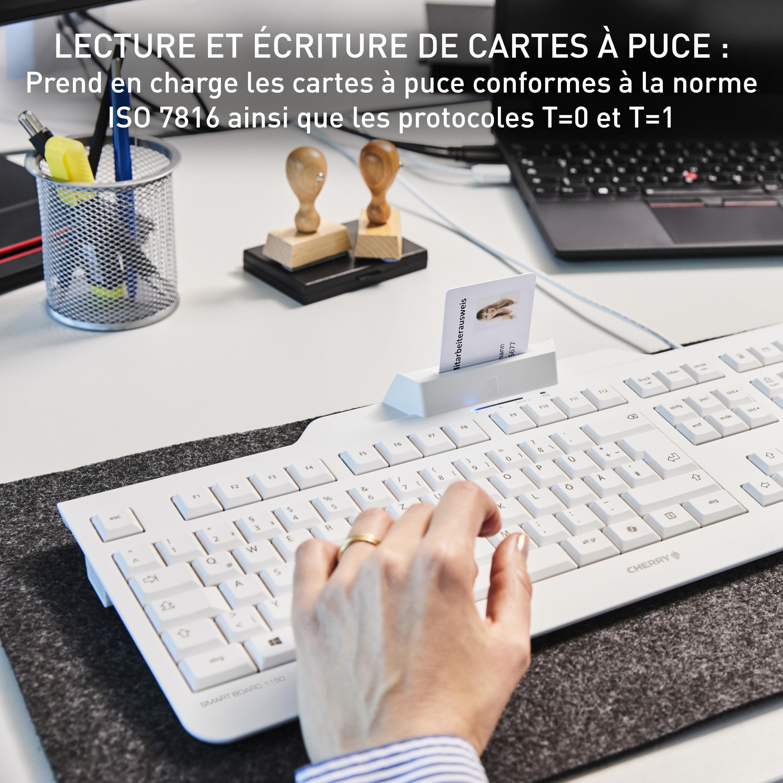 CHERRY Smart Board 1150, Clavier de Sécurité Filaire avec Lecteur de Carte Intégré, Disposition Belge (AZERTY), Plug & Play (USB-A), Design Plat, Noir