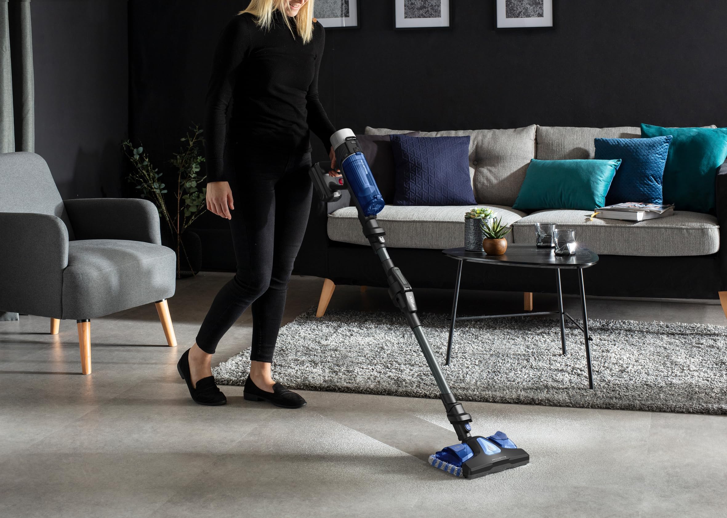 Rowenta X-Force Flex 9.60 Aqua, Aspirapolvere Lavapavimenti, Scopa Elettrica Senza Fili con Regolazione Automatica della Potenza, Filtro Avanzato, Display, Autonomia Fino a 45 Min, 100 AirWatt, RH20C2
