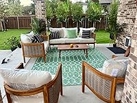 Review Image by Lindsay Lindsay