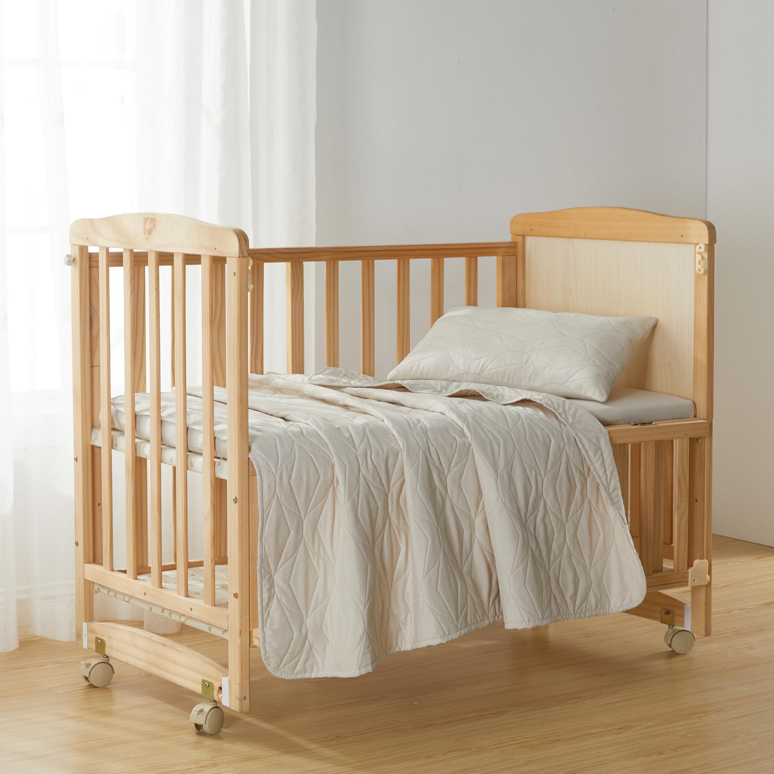 Hearth & Harbor 3-Piece Toddler Bedding Set – Soft, Breathable All-Season Quilt and Coverlet for Kids – Lightweight and Cozy Bedspread - Ellipse Weave - Off White