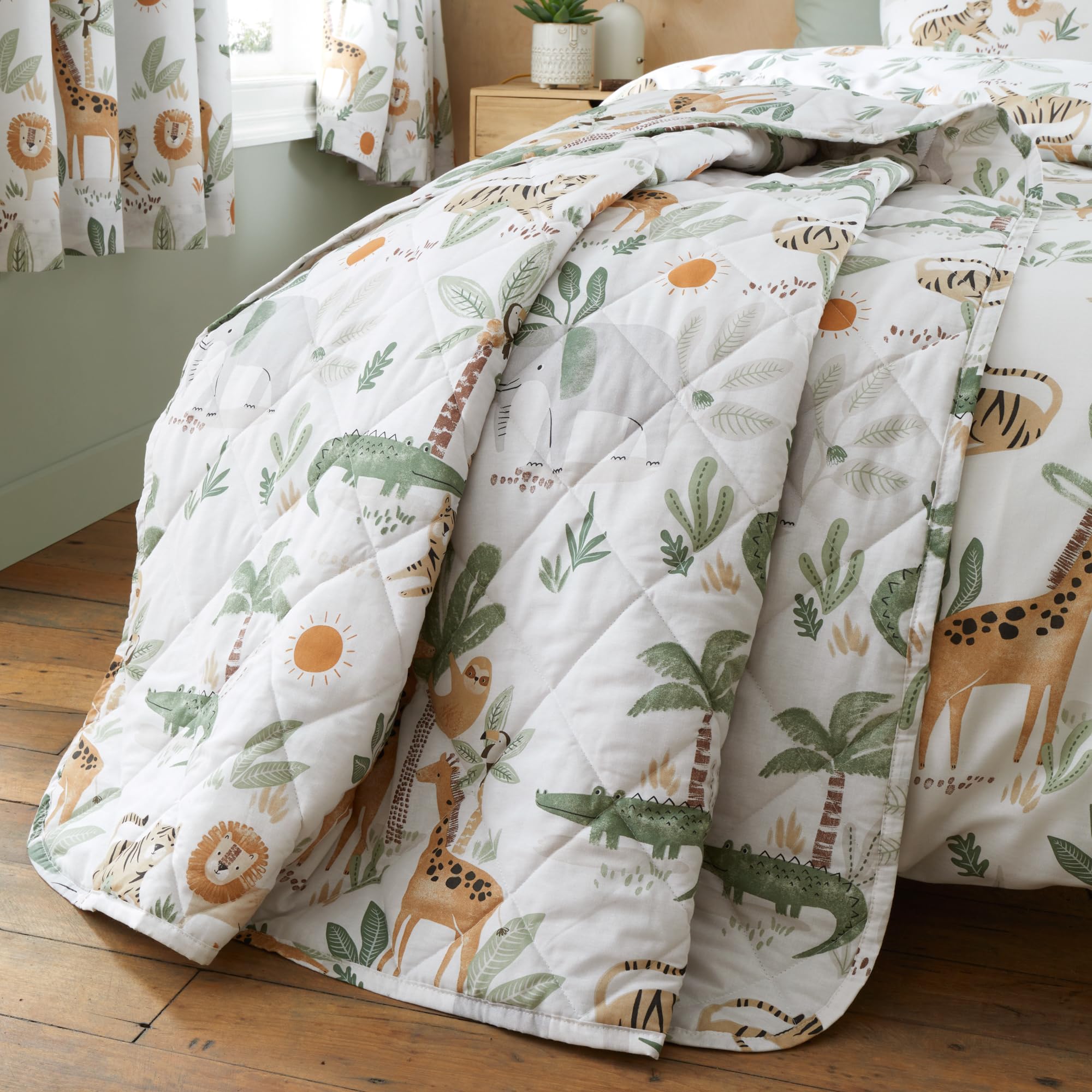 Happy Linen Company Girls Boys Kids Jungle Safari Animals Ivory 150 x 200 cm Reversible Quilted Throwover