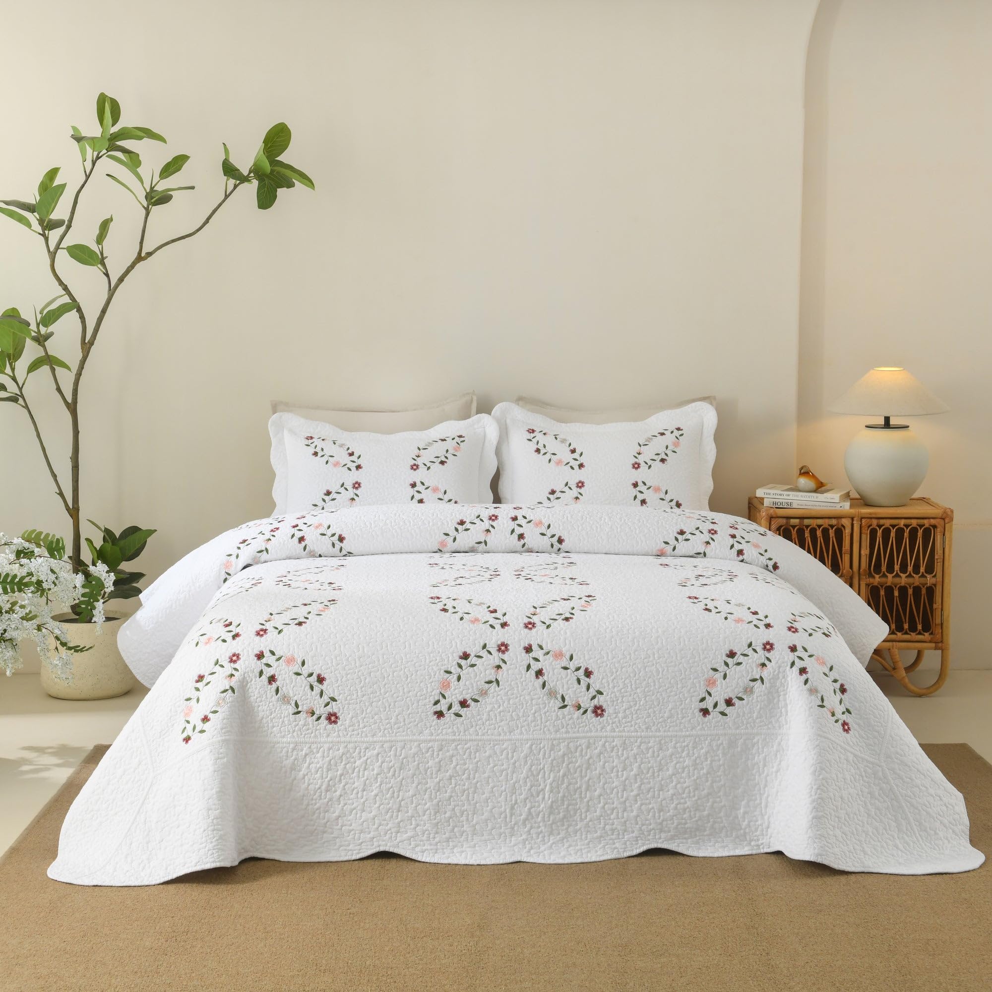 MarCielo 3pcs Cotton Quilt Set White Burgundy Floral