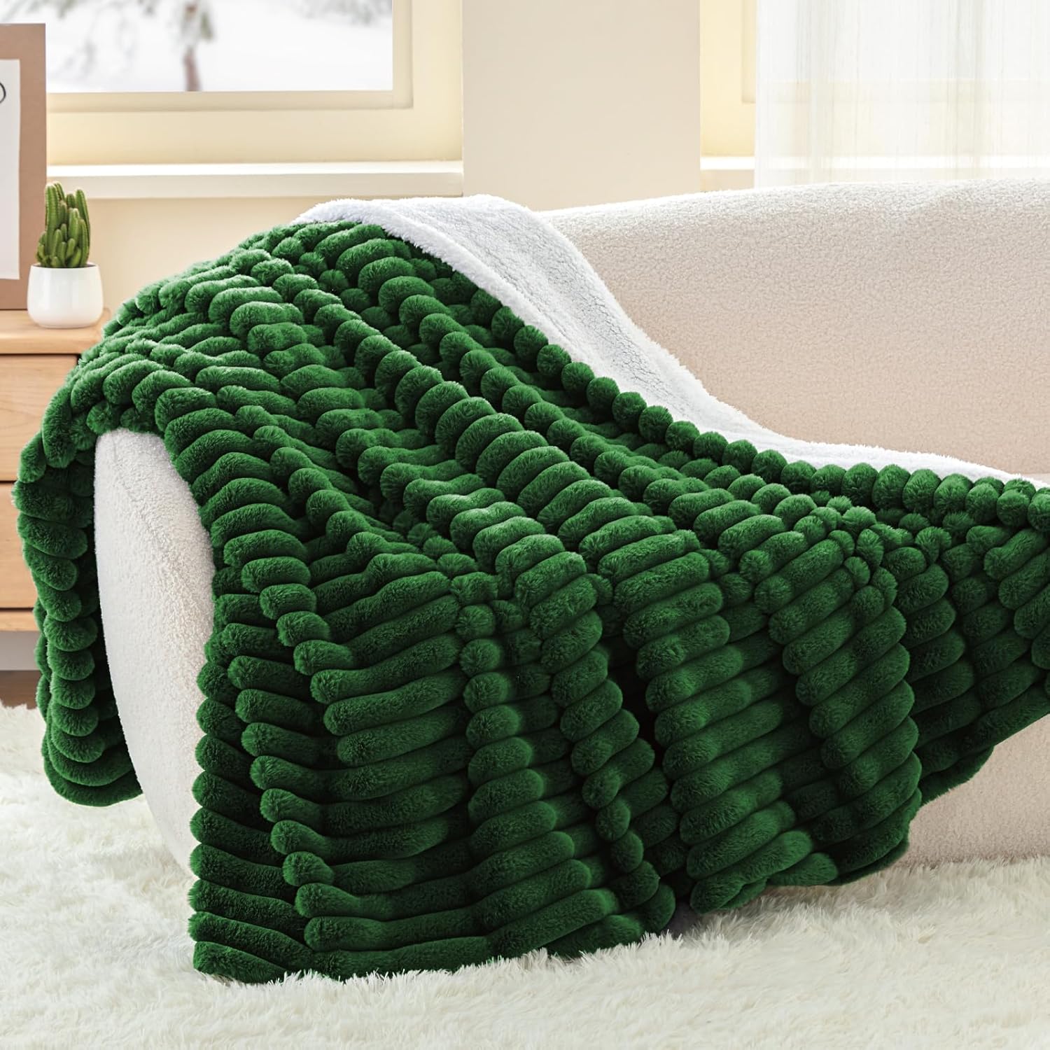 INFIIXSO Sherpa Throw Blanket for Couch - Super Soft & Warm Striped Fleece Blanket, Cozy Plush Fluffy Blanket All Season Use (Dark Green, 50x60 Inches) Dark Green Throw(50"x60")