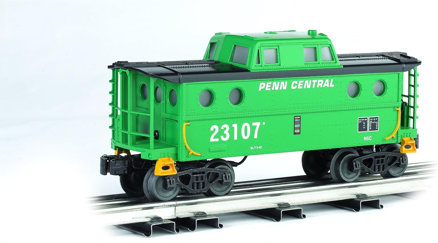 Bachmann Trains N5c PORTHOLE CABOOSE - PENN CENTRAL - O Scale,47717