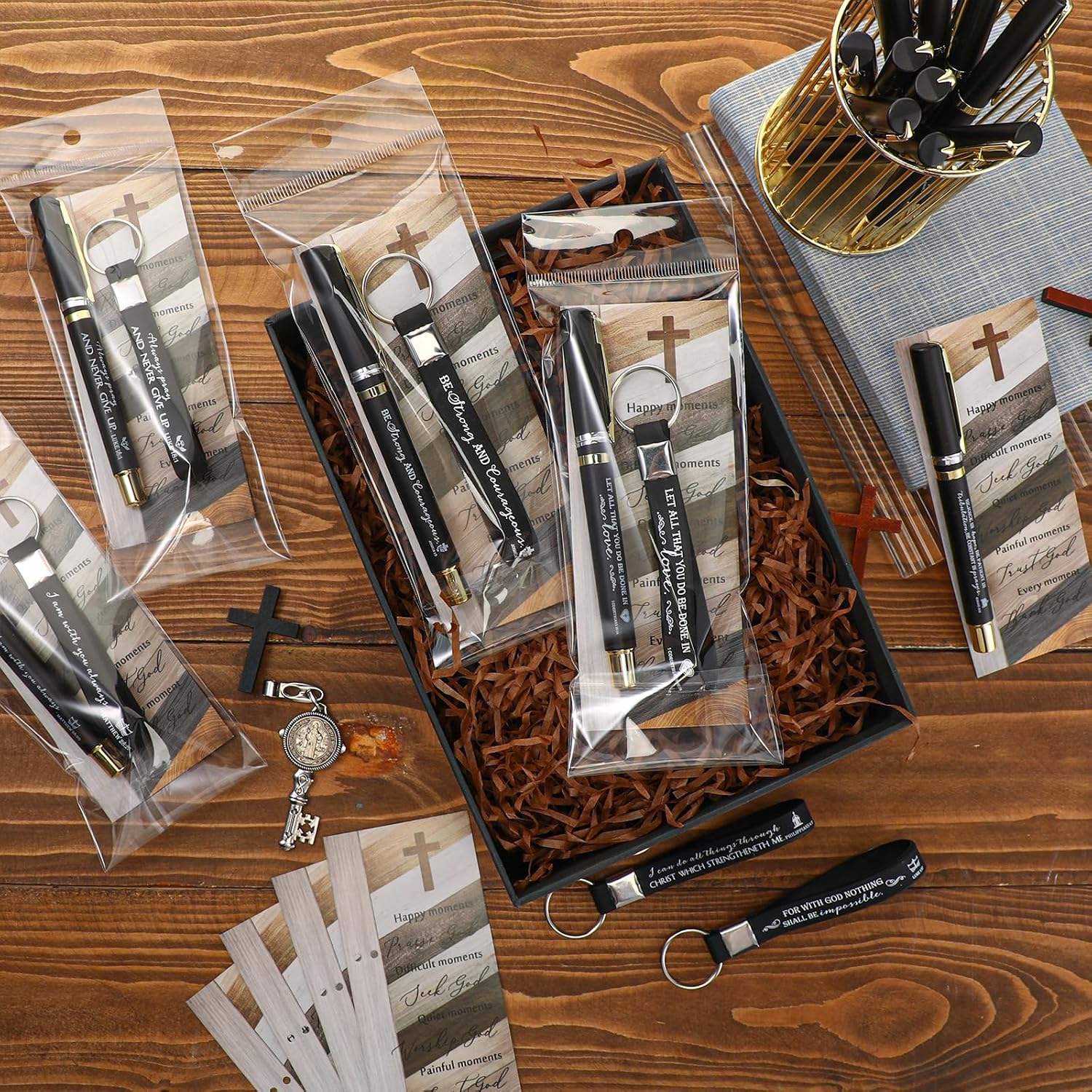Lincia 30 Sets Father's Day Christian Gifts Sets Religious Pens with Bible Verse Bookmark and Keychain Inspirational Gifts for Women Men Teacher Sunday School Church Bible Study Group(Black)