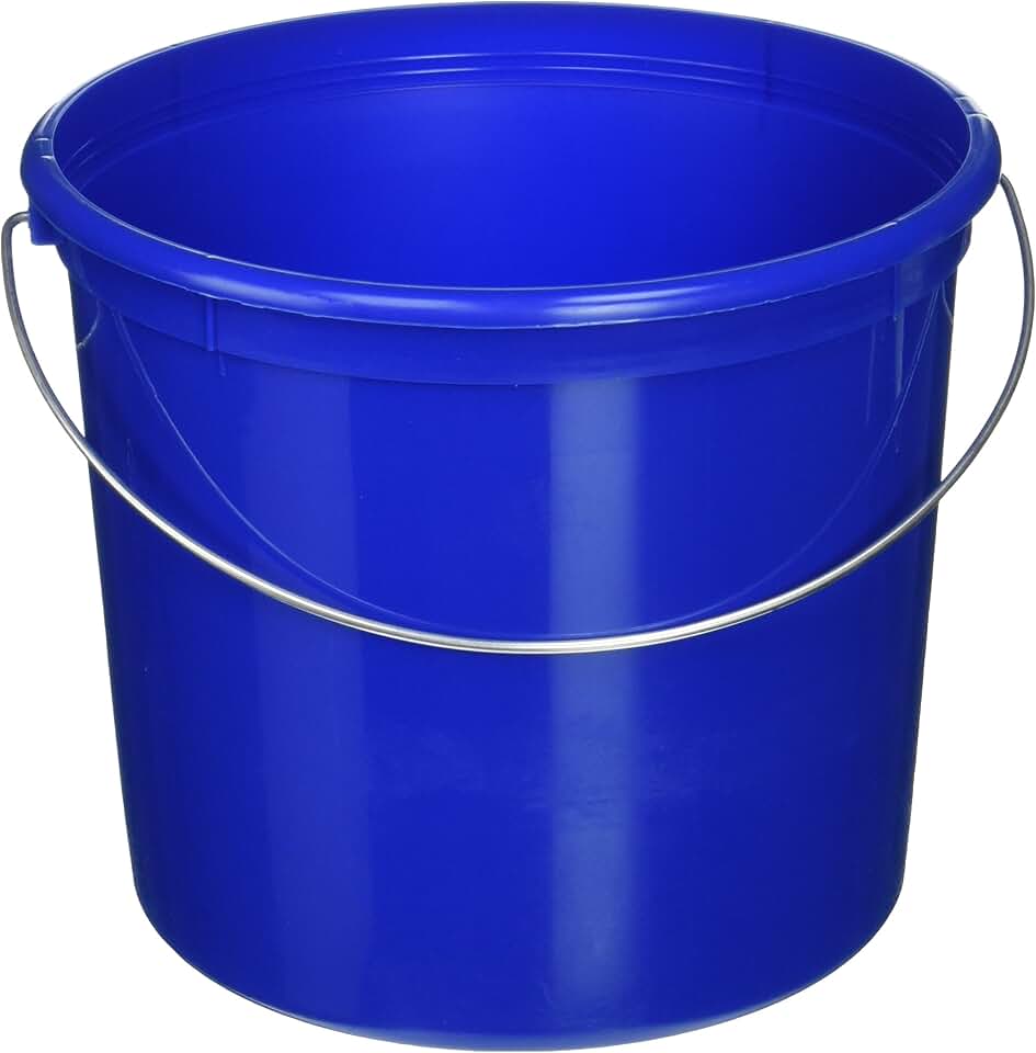 5 quart plastic bucket