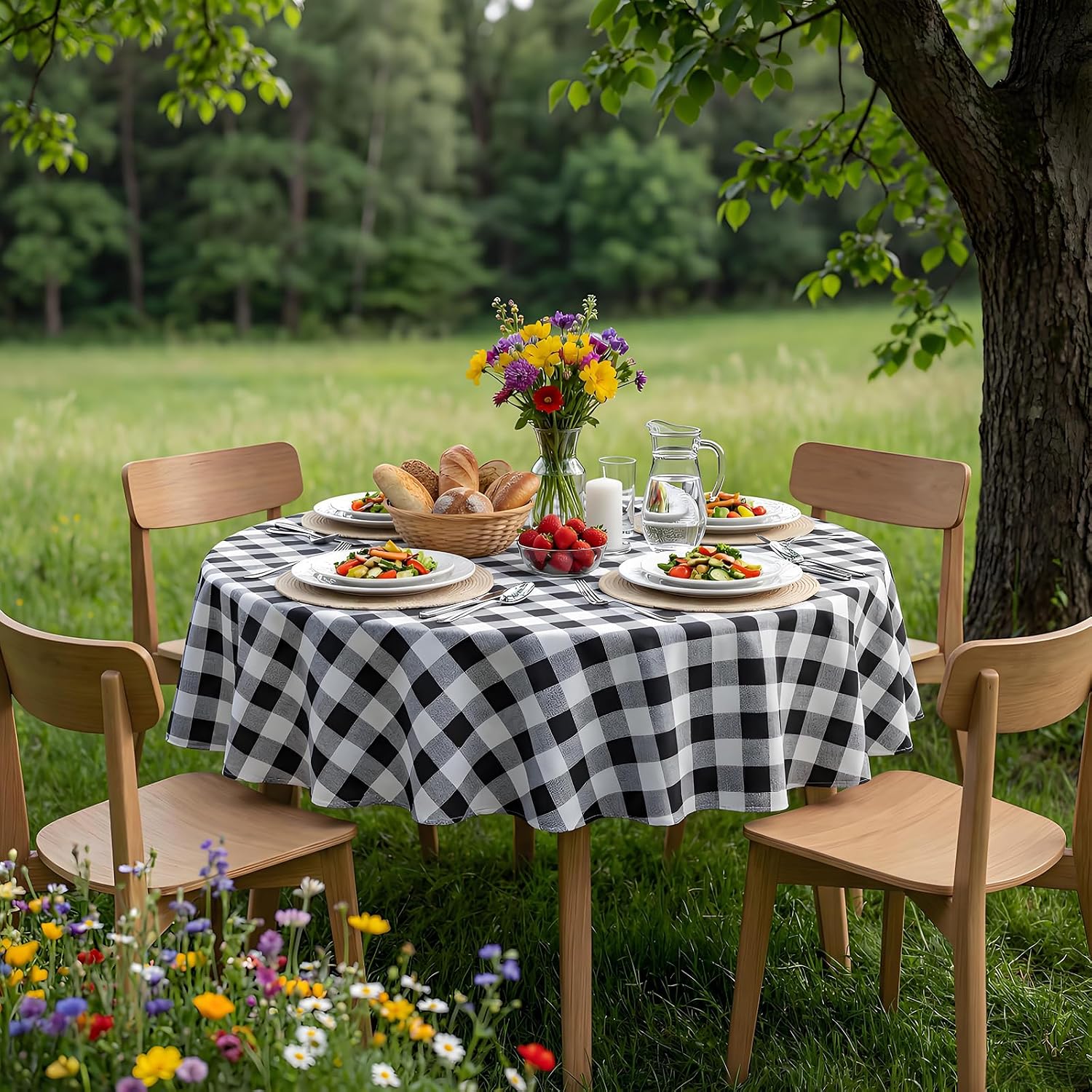 60'' Round Checkered Tablecloth Disposable Vinyl Tablecloths with Flannel Backing Wipeable Spillproof Plastic Table Cover PVC Waterproof Table Cloth for Indoor Outdoor