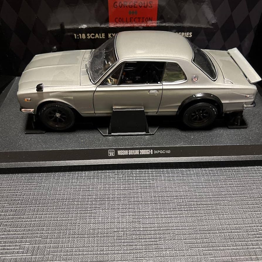 京商Nissan Skyline ハコスカGTR 1/18 シルバー 京商Nissan Skyline ハコスカGTR 1/18 シルバー