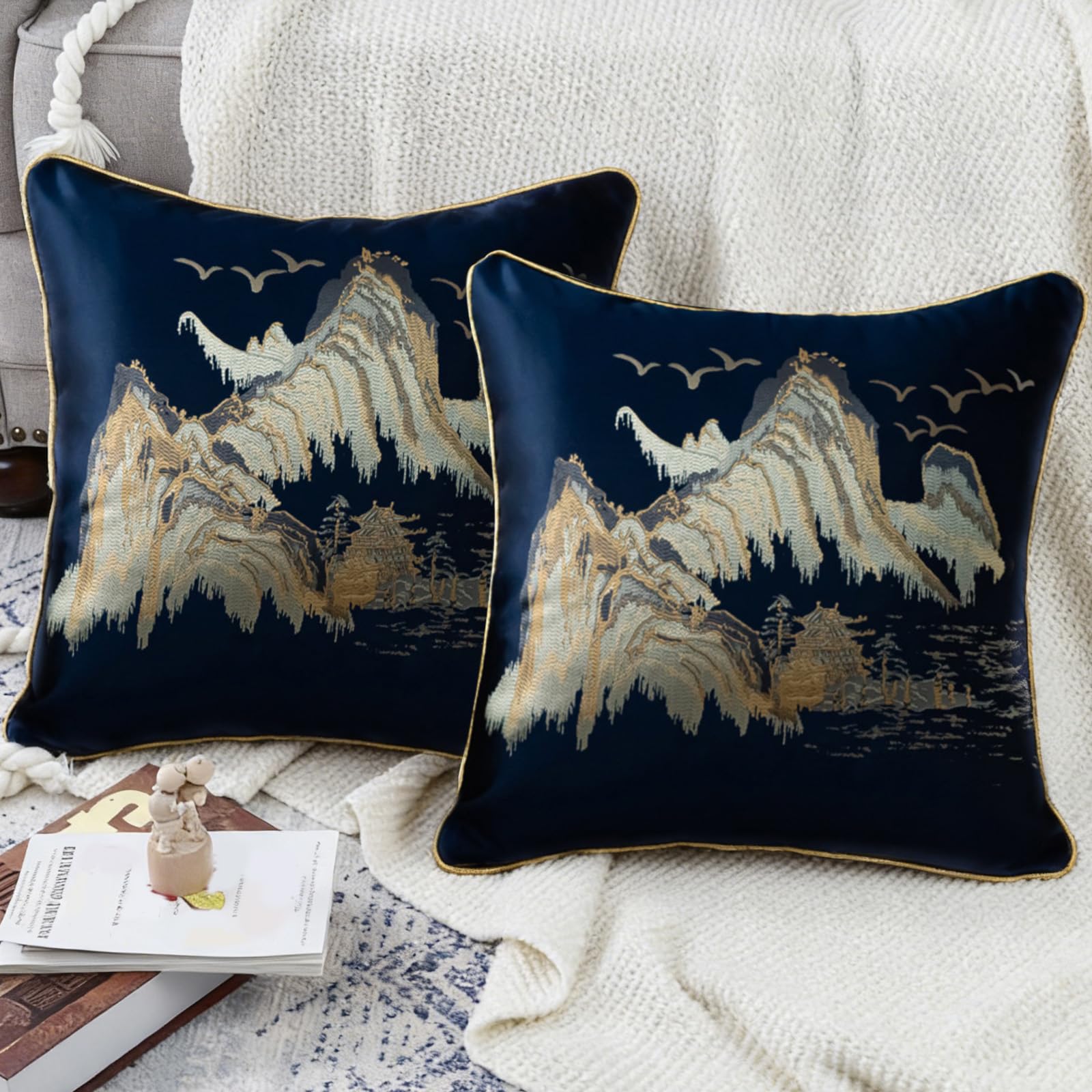 Traziewell Set of 2 Cushion Covers 45 x 45 cm Blue Cushions Cases Home Decorations Pillow Cover for Sofa Couch Bed Outdoor 504