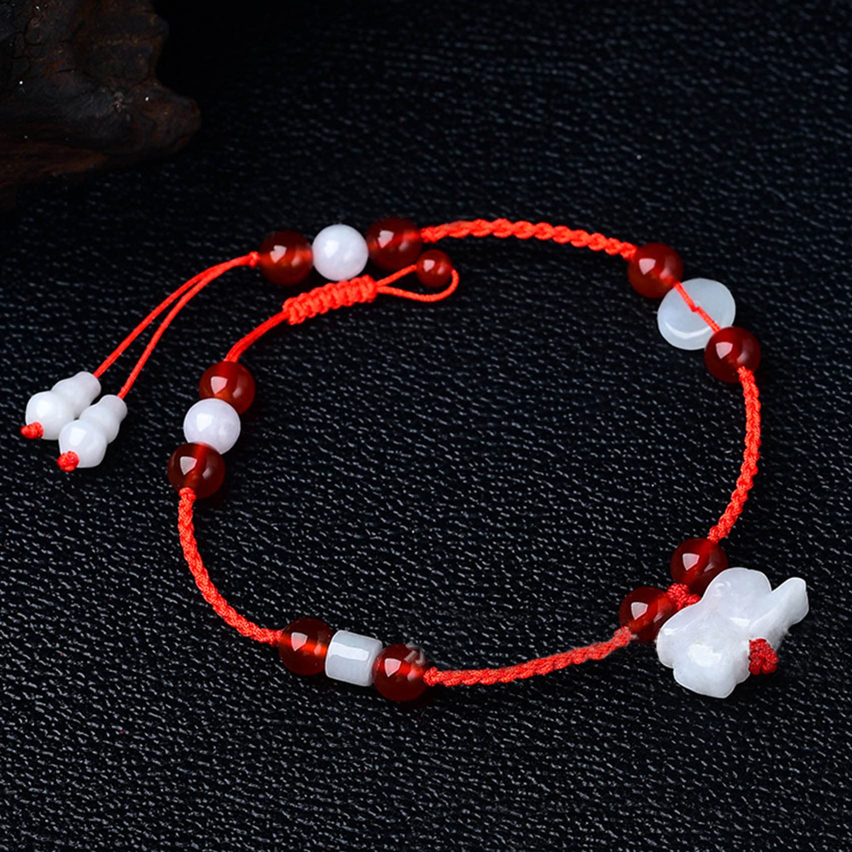 Tobillera Feng Shui Pulsera de Tobillo de Hilo Rojo Jade Natural Tobillera con Dije de Animal del zodíaco Chino Colgante Wu Lou Amuleto de Buena Suerte Pulsera de pie Ajustable Hecha a Mano Reiki