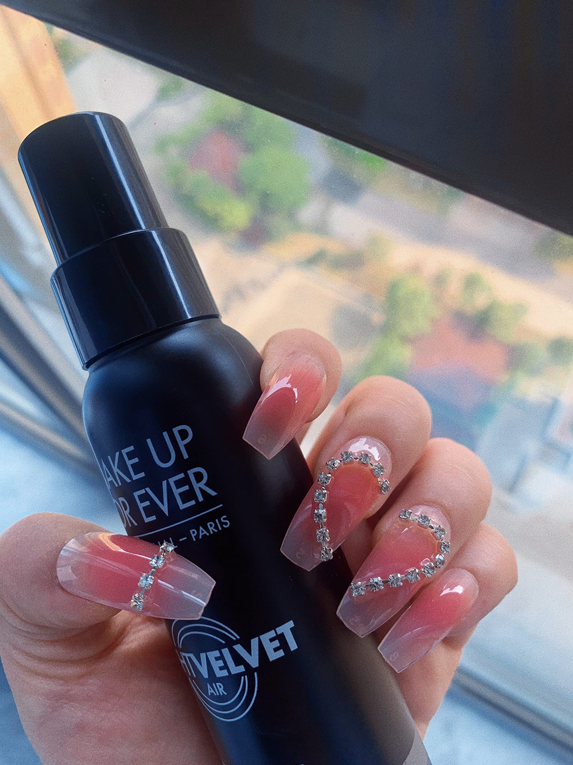 ARABARA 24 Pcs Press on Nails Long Fake Nails with Glue on French Tips Acrylic Nails Kit, Reusable Square DIY Artificial Nails with Love Heart Design