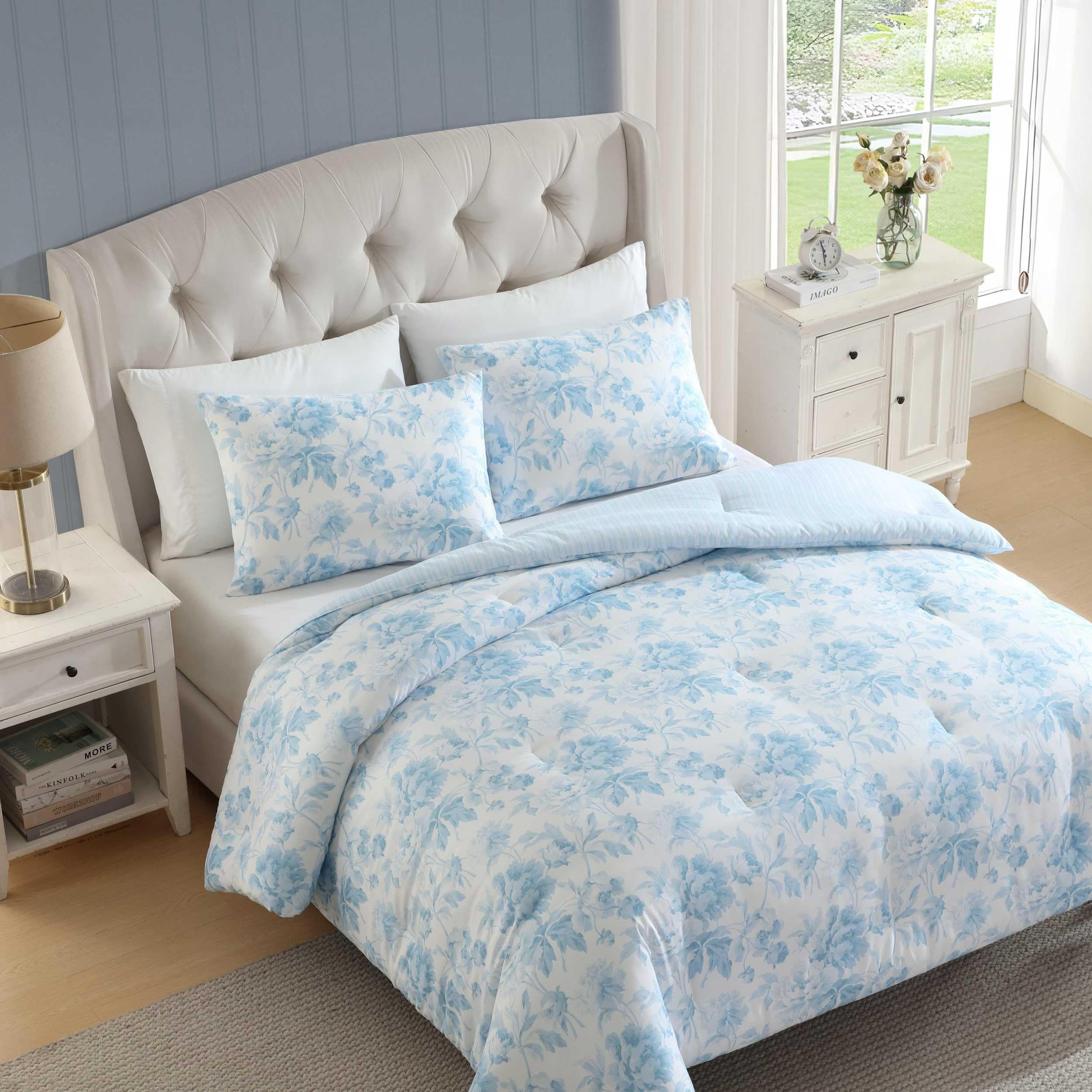 新品LAURA ASHLEY寝具3点セット 230x210(キング) Amazon.com: Laura Ashley - King Comforter Set, Bedding Set