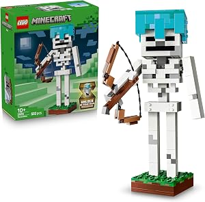 LEGO Minecraft Das Skelett – Mob Figur mit Diamanthelm, Bogen und Pfeil sowie Grasbasis als Zimmerdeko für Kinder – Gaming Geschenk für Jungen, Mädchen und Fans ab 10 Jahren – 21594