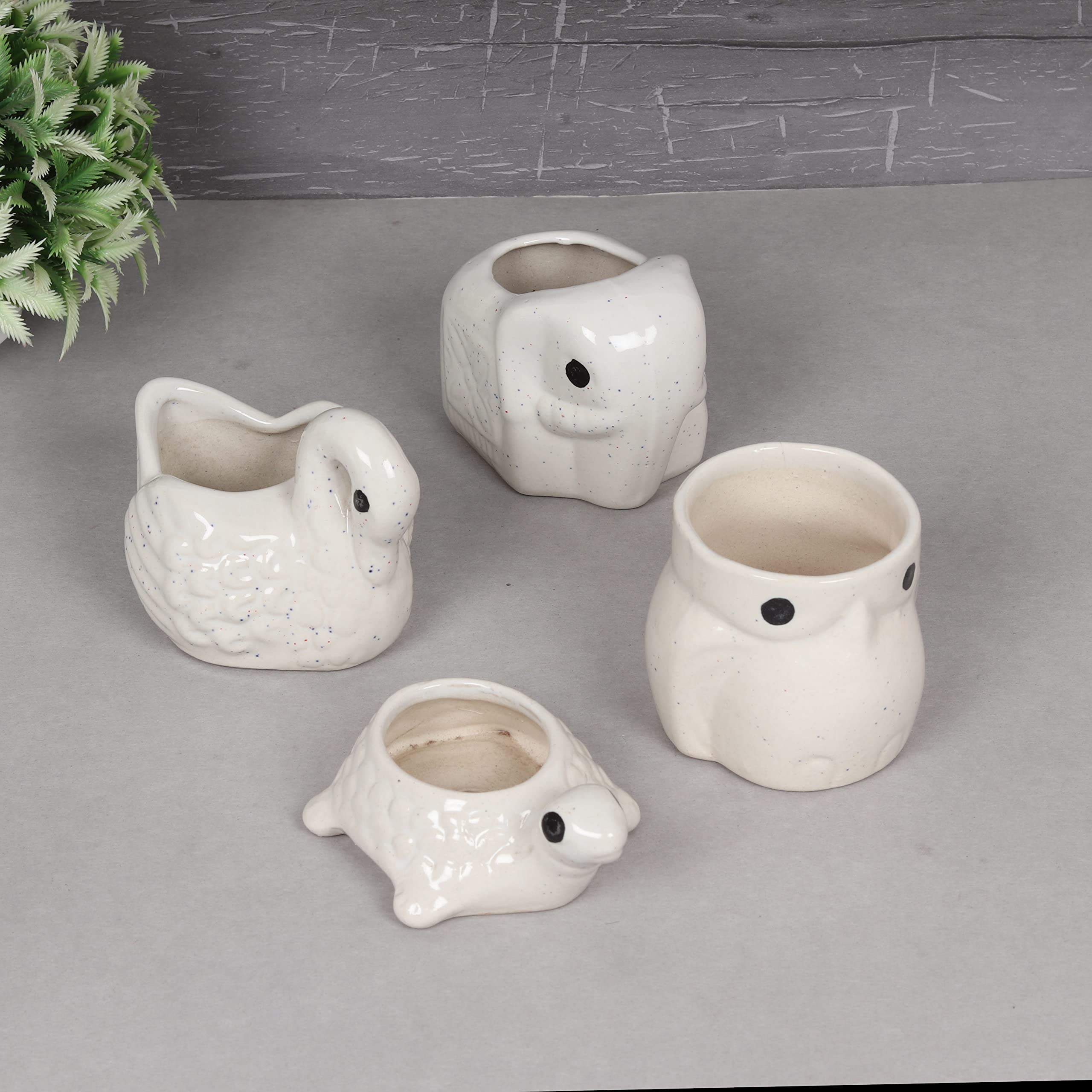 Crazy Sutra? White Handmade Animal Shape Ceramic Planters, Table Top Indoor Planter Pot White Ceramic Planter for Indoor Plants and Succulents Pot (Pack of 4pc)