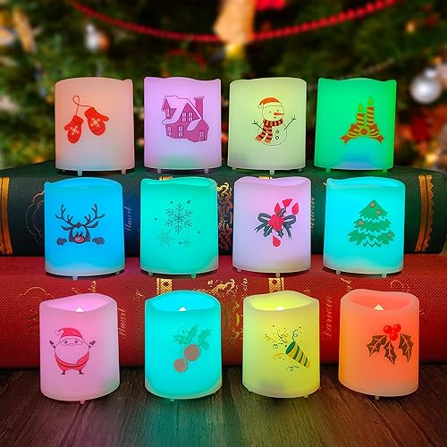 Juego de 12 velas votivas LED sin llama que cambian de color con Papá Noel, árbol de Navidad, campana, caramelos, renos, calcomanías de colores que