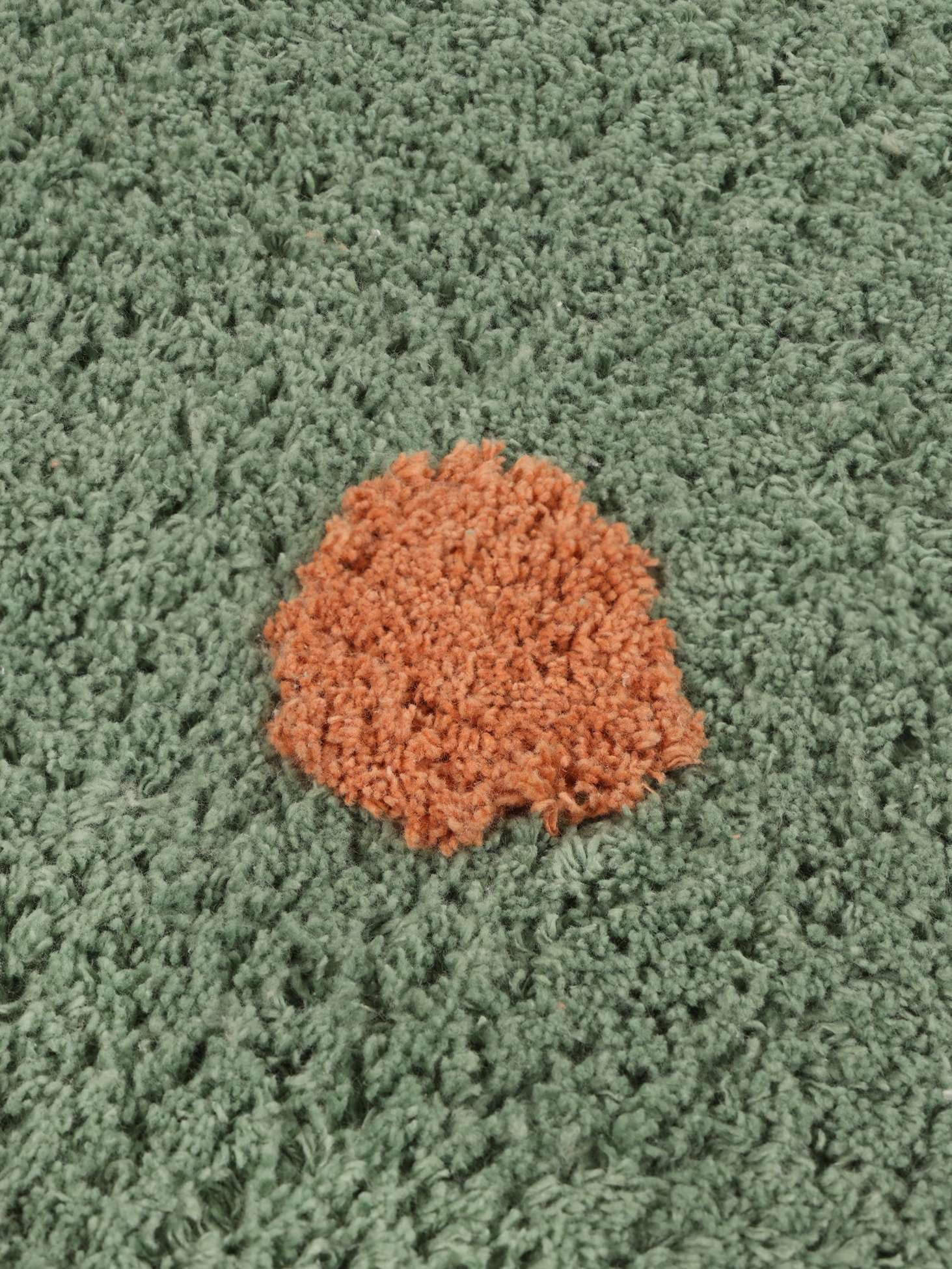 RugVista Apple Tree, Tapis pour Enfants, Modernes, 150 x cm, Poil Ras, Chambre d'enfant, Lavage en Machine, sans Produits Chimiques Dangereux, Vert/Terracotta