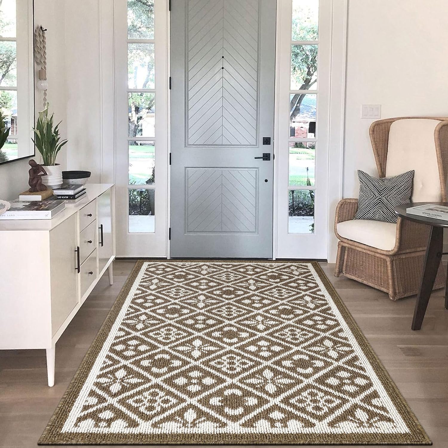 Ileading Runner Rugs for Hallways 2x10ft Heavy-Duty Durable Entryway Floor Mat with Non Slip Rubber Backing for Busy Traffic Extended Indoor Doormat Machine Washable Kitchen Throw Rug(Black)