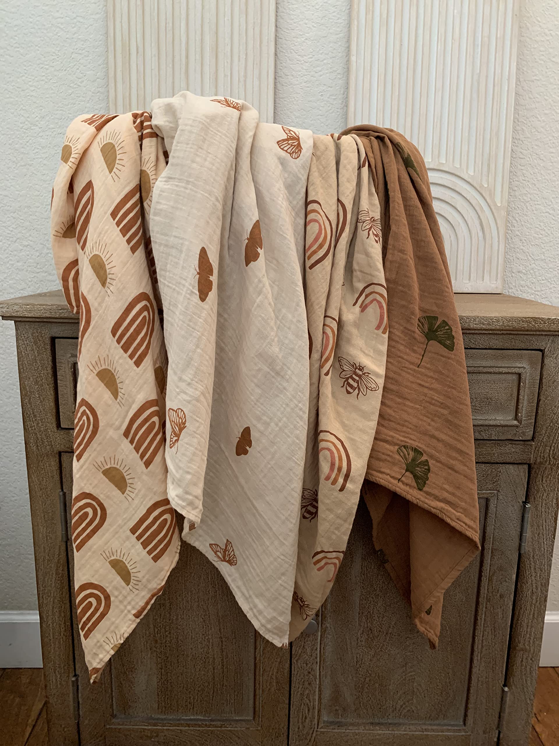 Leyl&Ari Muślinowy koc do przewijania, 100% bawełna organiczna (zestaw motyli boho)