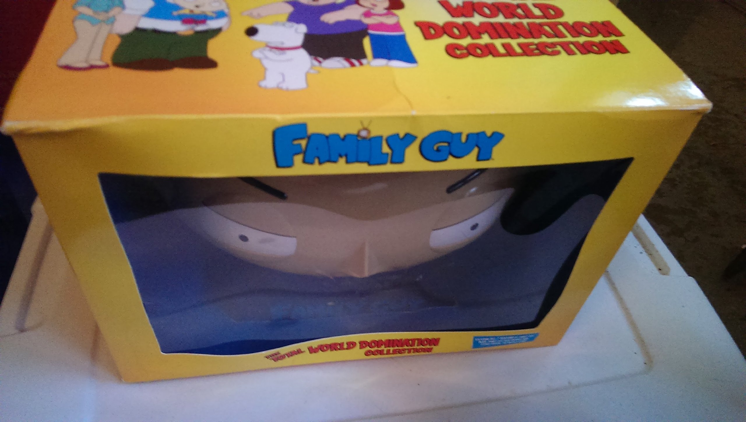 Amazon.com: Family Guy - The Total World Domination Collection