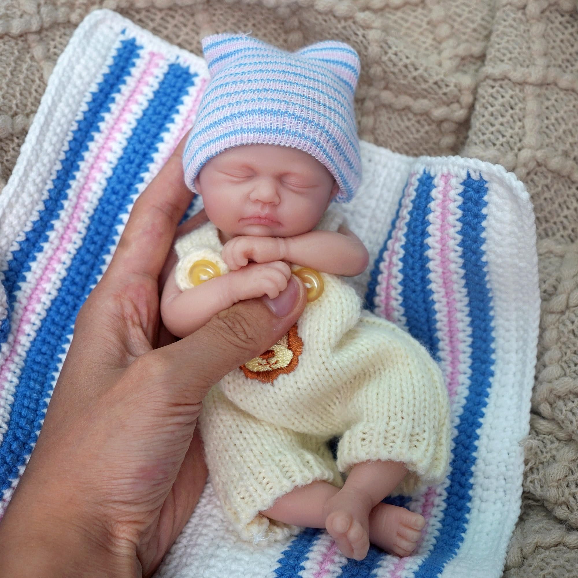Newtotlove Miniature Silicone Baby