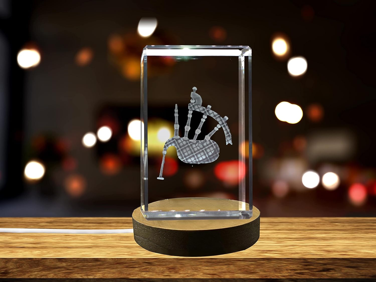 Bagpipe 3D Engraved Crystal 3D Engraved Crystal Keepsake/Gift/Decor/Collectible/Souvenir (Medium)