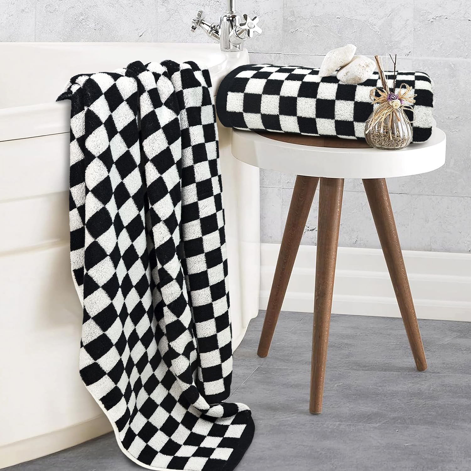Jacquotha  and White Checkered Cotton Bath Towels Set of 2 - Cute Aesthetic Towels for Bathroom Decor, Pool, Beach, Spa, 27.5" x 55": Black