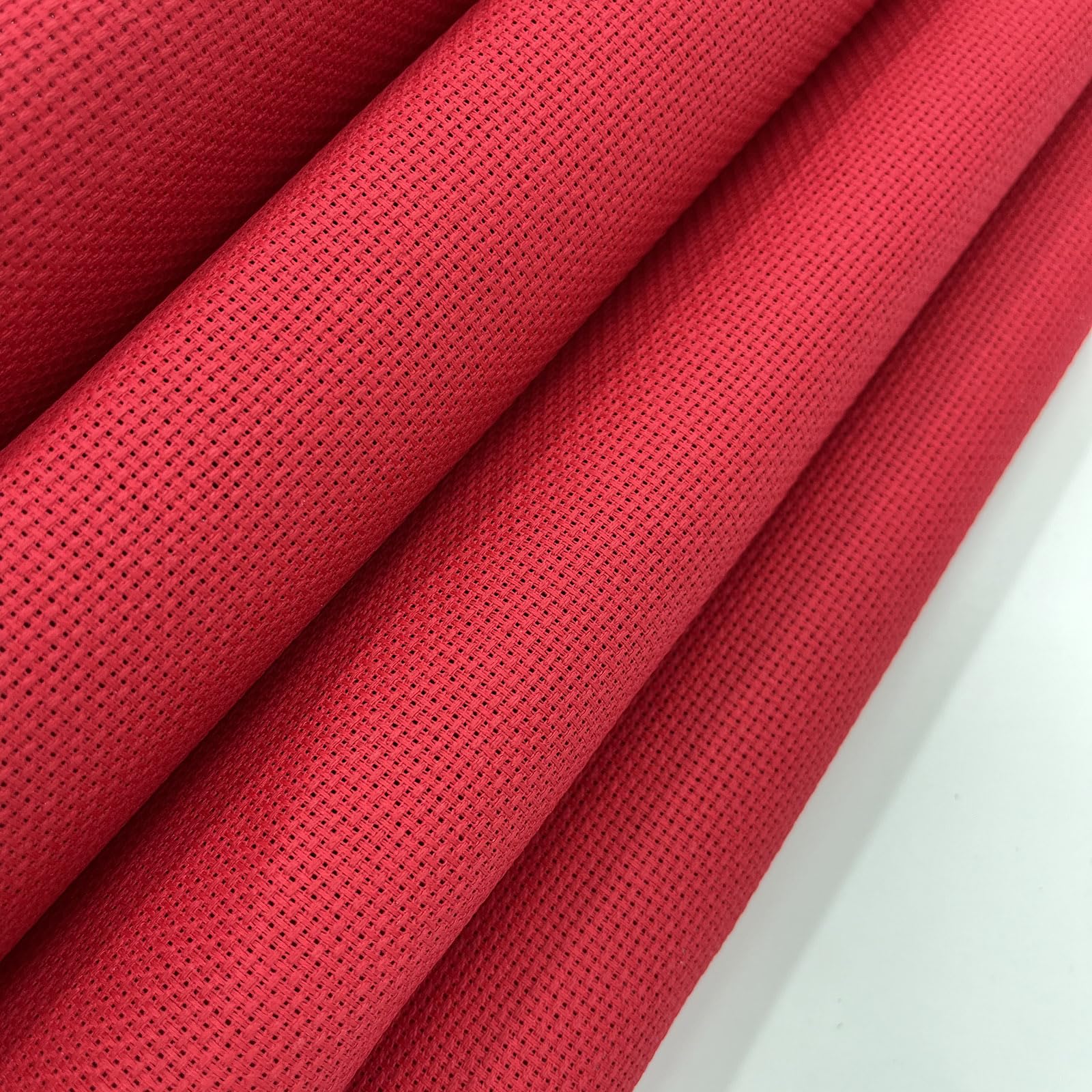 Aida Cloth 14 Count Cross Stitch Fabric Cross Stitch Aida Cloth for Embroidery and Needlework (red, 30 * 39inch)