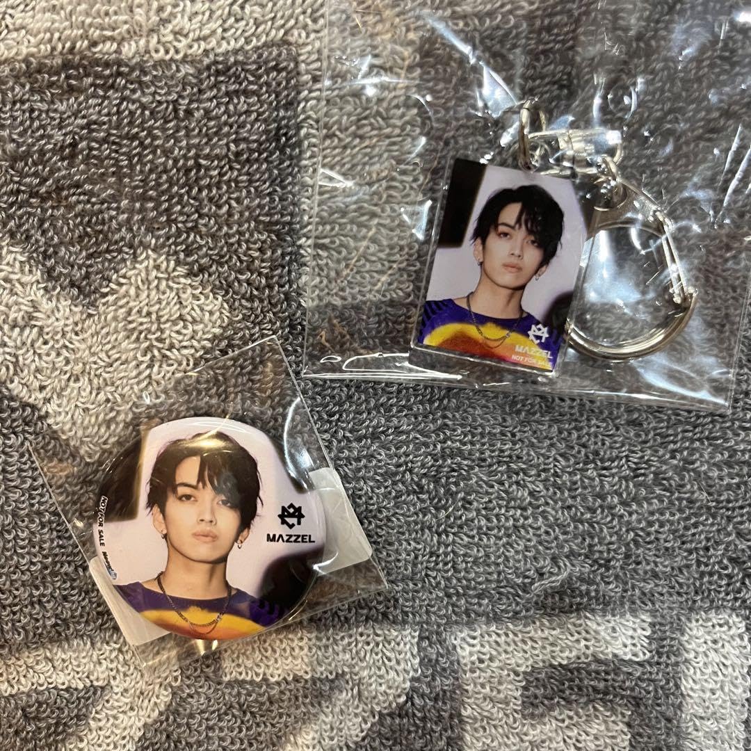 Amazon.co.jp: MAZZEL エイキ 缶バッジ キーホルダー ホビー グッズ