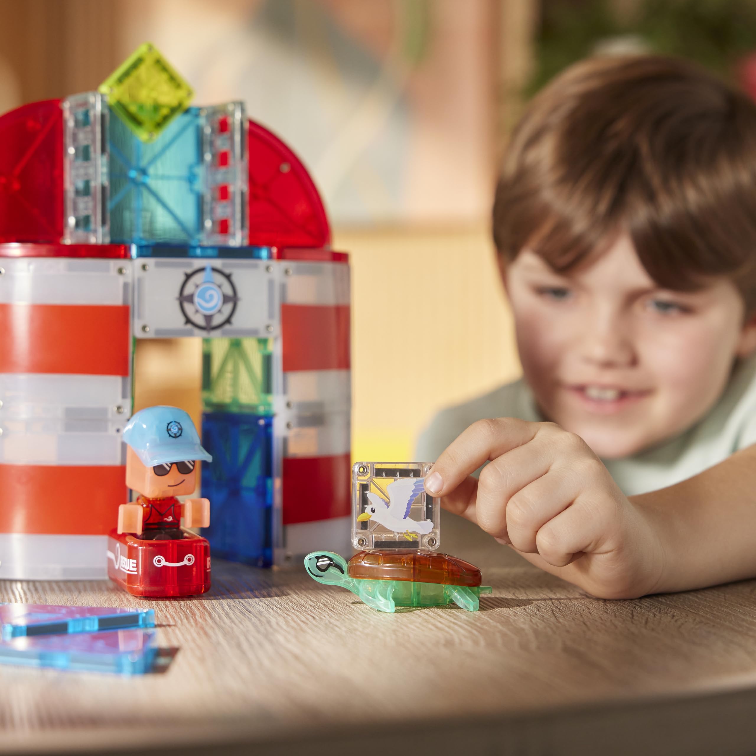 Magna-Tiles Lighthouse Rescue 26-częściowy magnetyczny zestaw konstrukcyjny, oryginalna marka magnetyczna