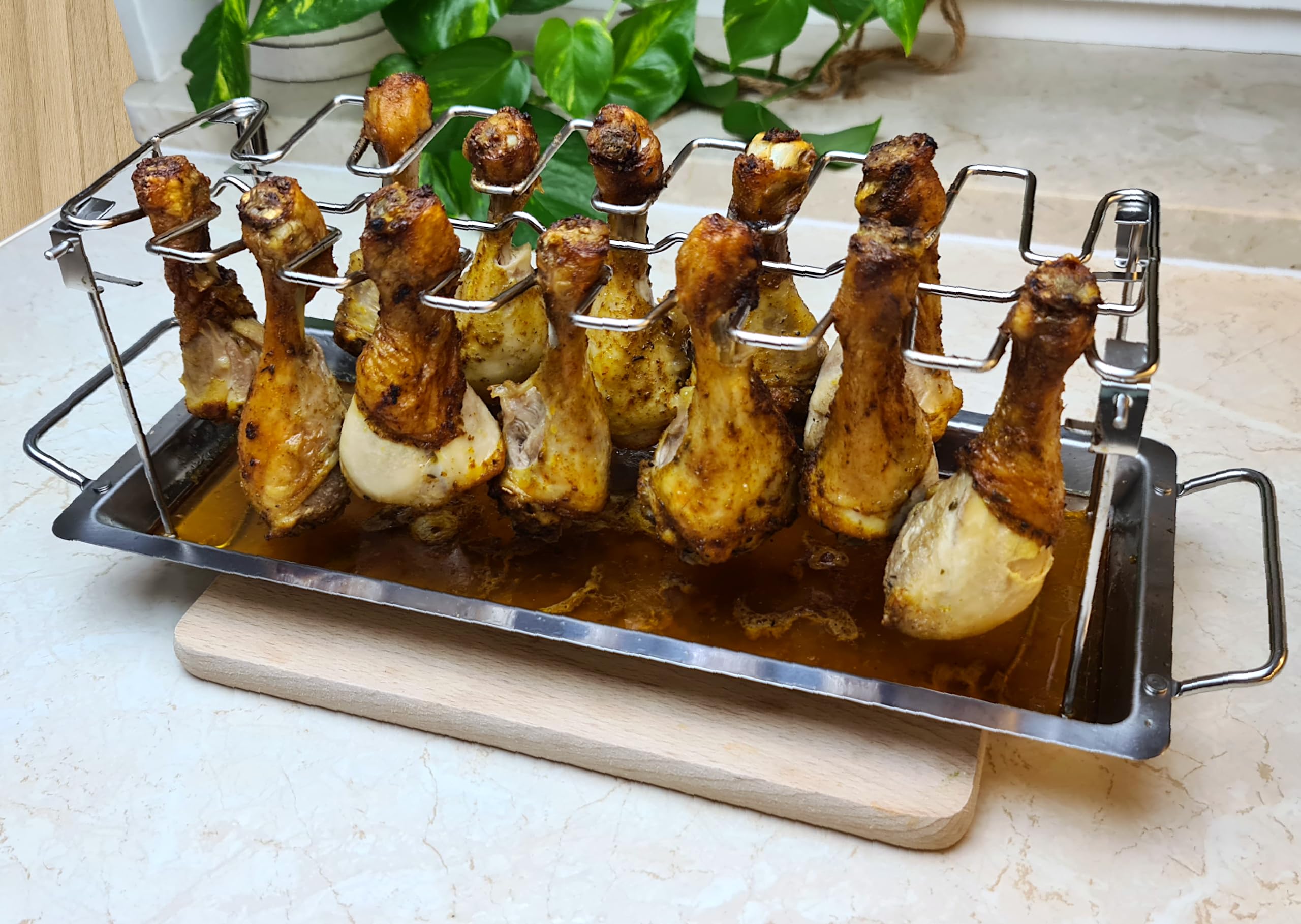 Stojak na udka z kurczaka na 14 nóg ze stali nierdzewnej, Solidny uchwyt do grillowania udek kurczaka z tacą ociekową, Ruszt do pieczenia kurczaka do piekarnika lub do zamkniętego Grilla