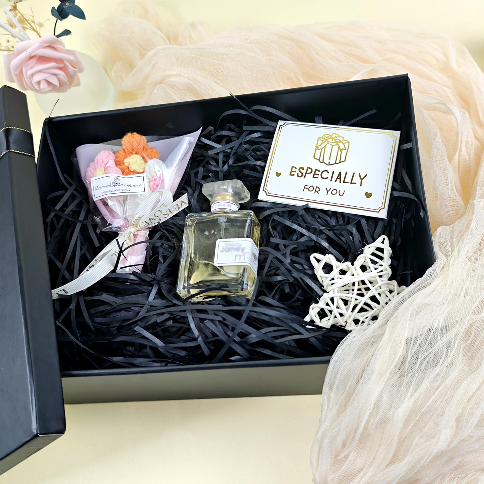 Boite Cadeau Anniversaire Avec Couvercle, Boite Cadeau Mariage Pliable, Emballage Cadeau Magnétique Avec Nœud Lumières LED Carte De Vœux 23 X 17 X 7 Cm Boîte Cadeau Adapté Pour Anniversaires/Noël (A