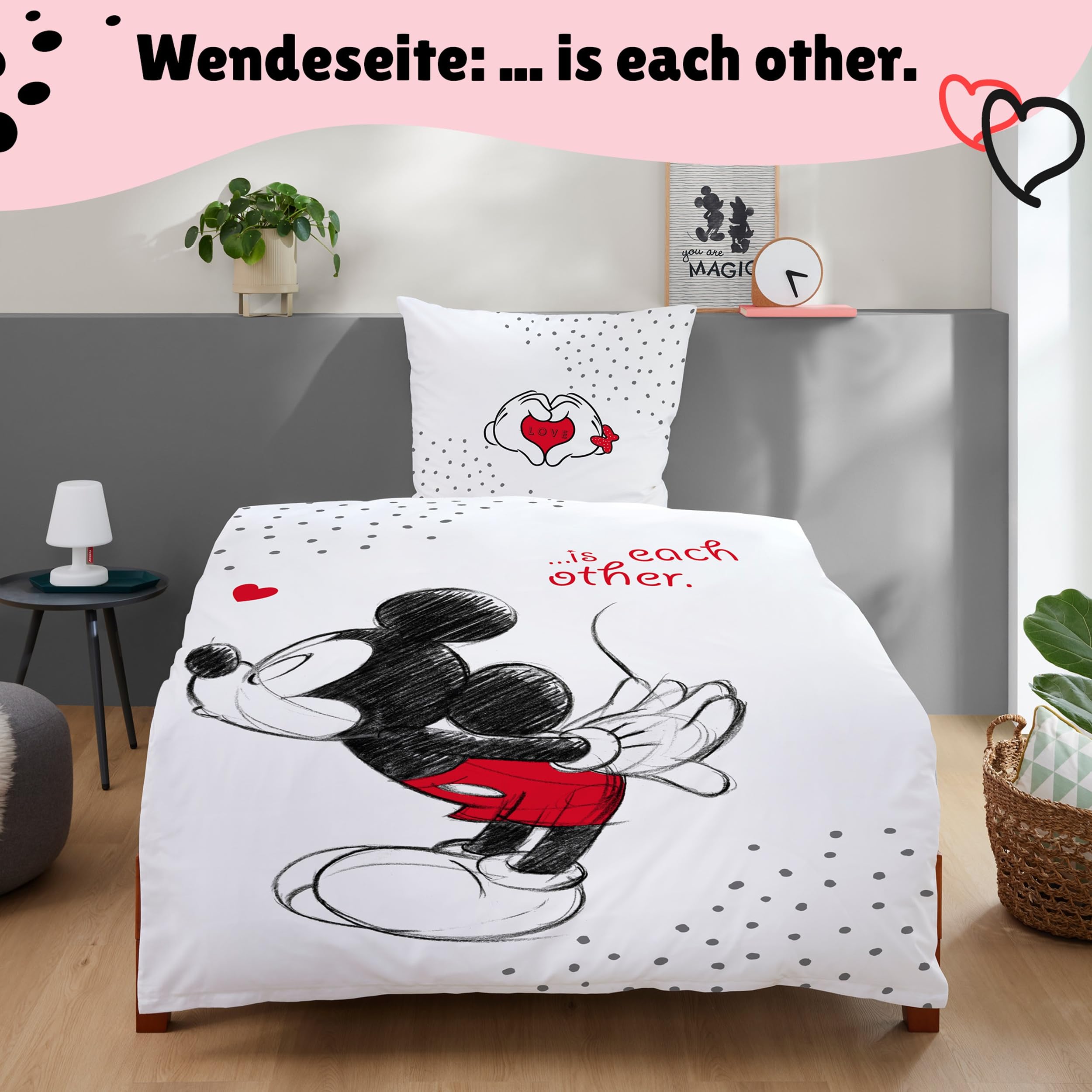 Familando – Mickey & Minnie Partner Bettwäsche-Set (4-teilig) – 2X Decken- & 2X Kissenbezug 135x200 cm & 80x80 cm mit Reißverschluss – 100% Baumwolle Renforcé – Wendemotiv – Öko-TEX Zertifiziert