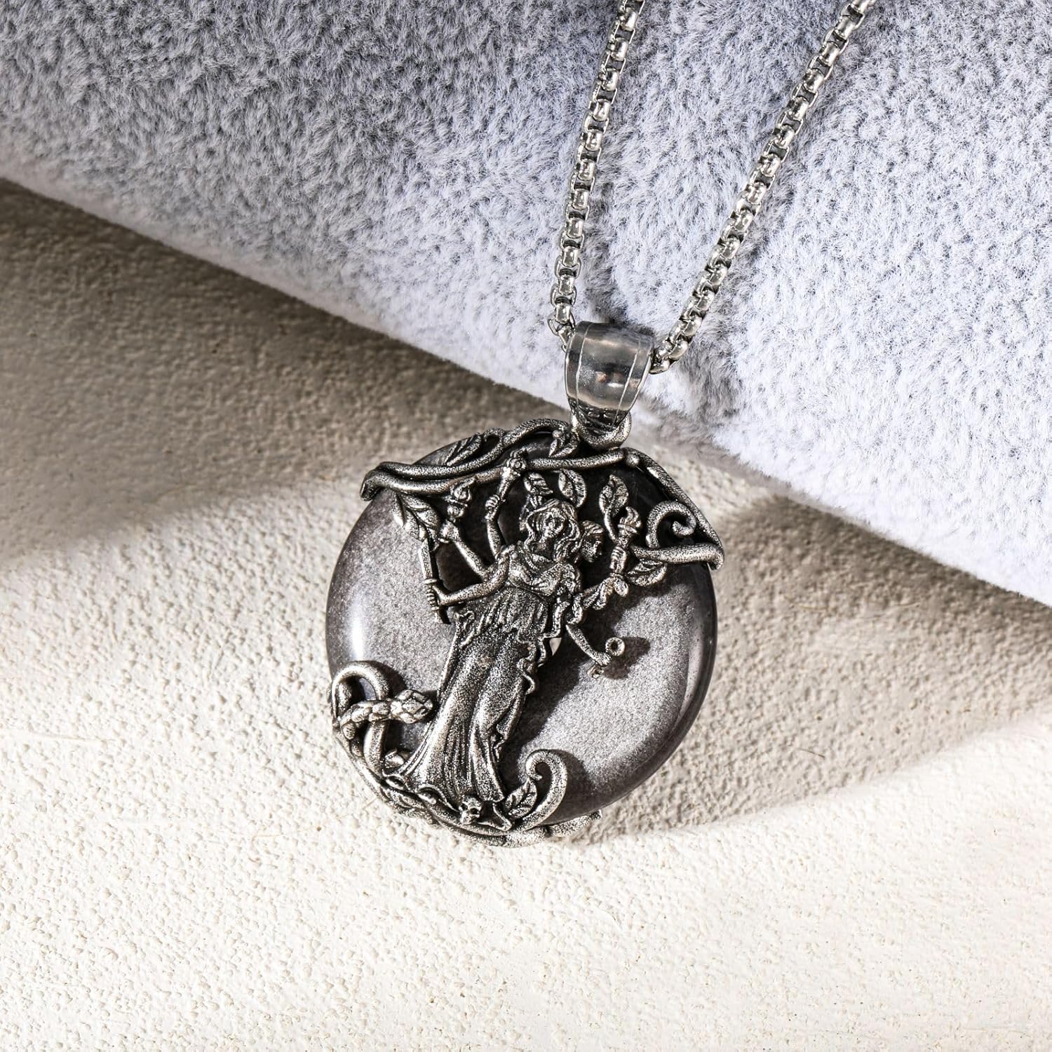 Hecate Obsidian Pendant Necklace,Witch Hekate Moon Goddess Pagan Amulet Jewelry for Women - Image 2