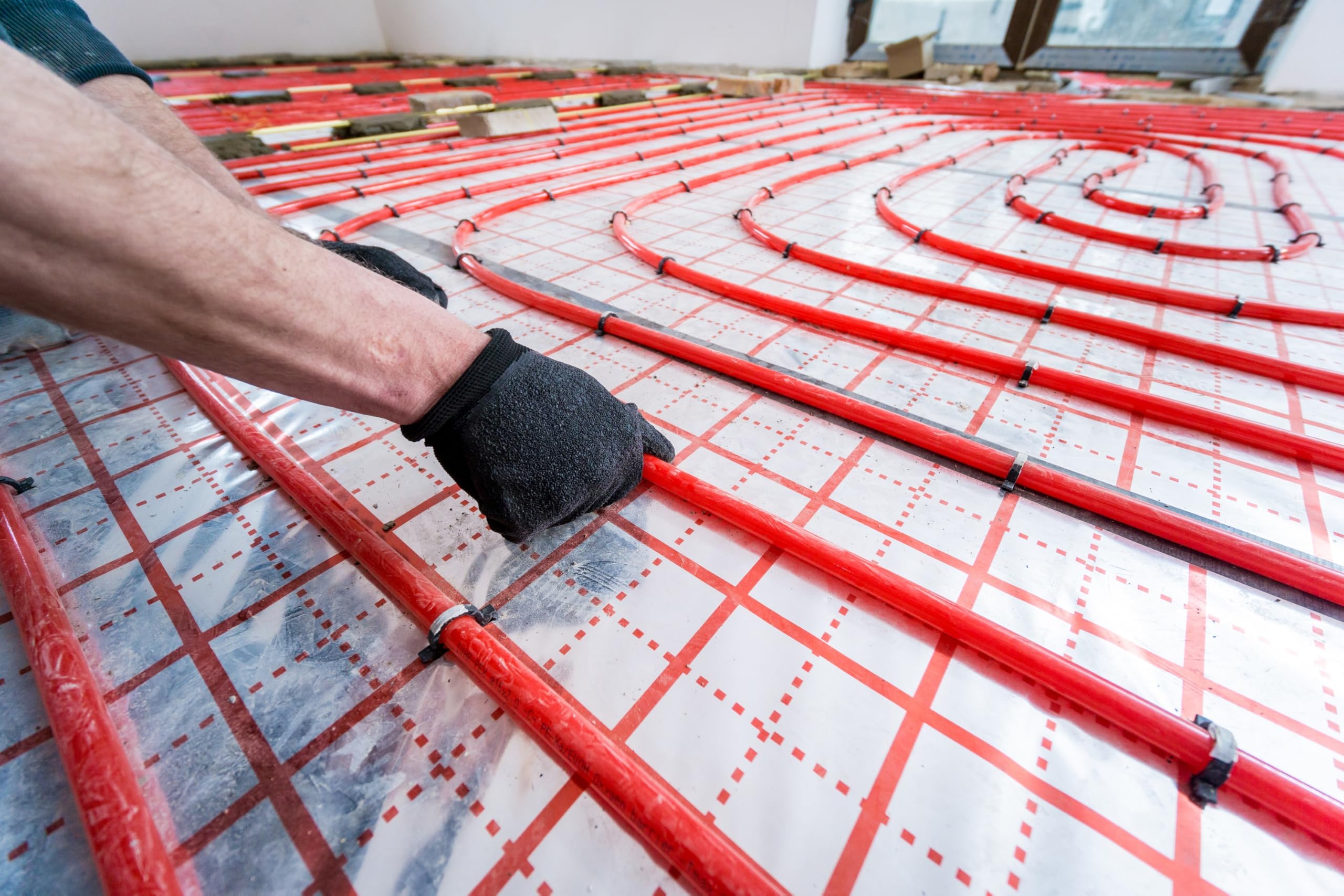 Rasterfolie Fußbodenheizung 50 m² Rolle, Alu Isolierfolie 0,105 mm extra stark, Wärmedämmfolie mit 10 x 10 cm Verlegeraster, Feuchtigkeitsschutz für Wasser-Fußbodenheizung