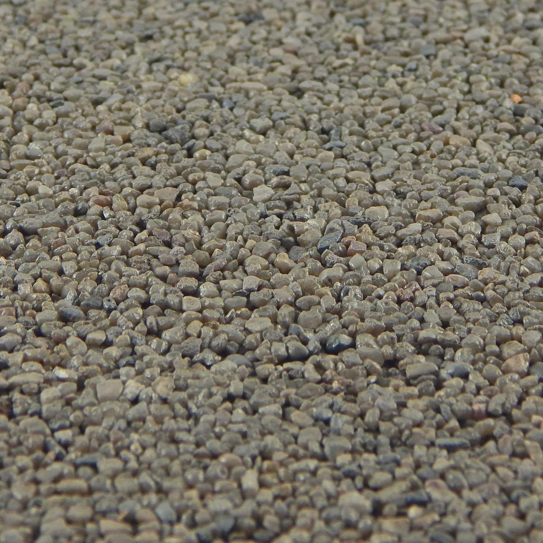 Terralith Buntsteinputz 14kg in grau, Sockelputz für Innen und Außen mit Reinacrylat Bindemittel aus Naturstein, 1-2mm Körnung (BSP31)