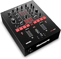Numark Scratch Mixer DJ, Dois Canais Scratch para Serato DJ Pro, Crossfader Innofader, Licença DVS, 6 Seletores de Efeitos de Acesso Direto, Performance Pads, Qualidade de Som de 24 Bits