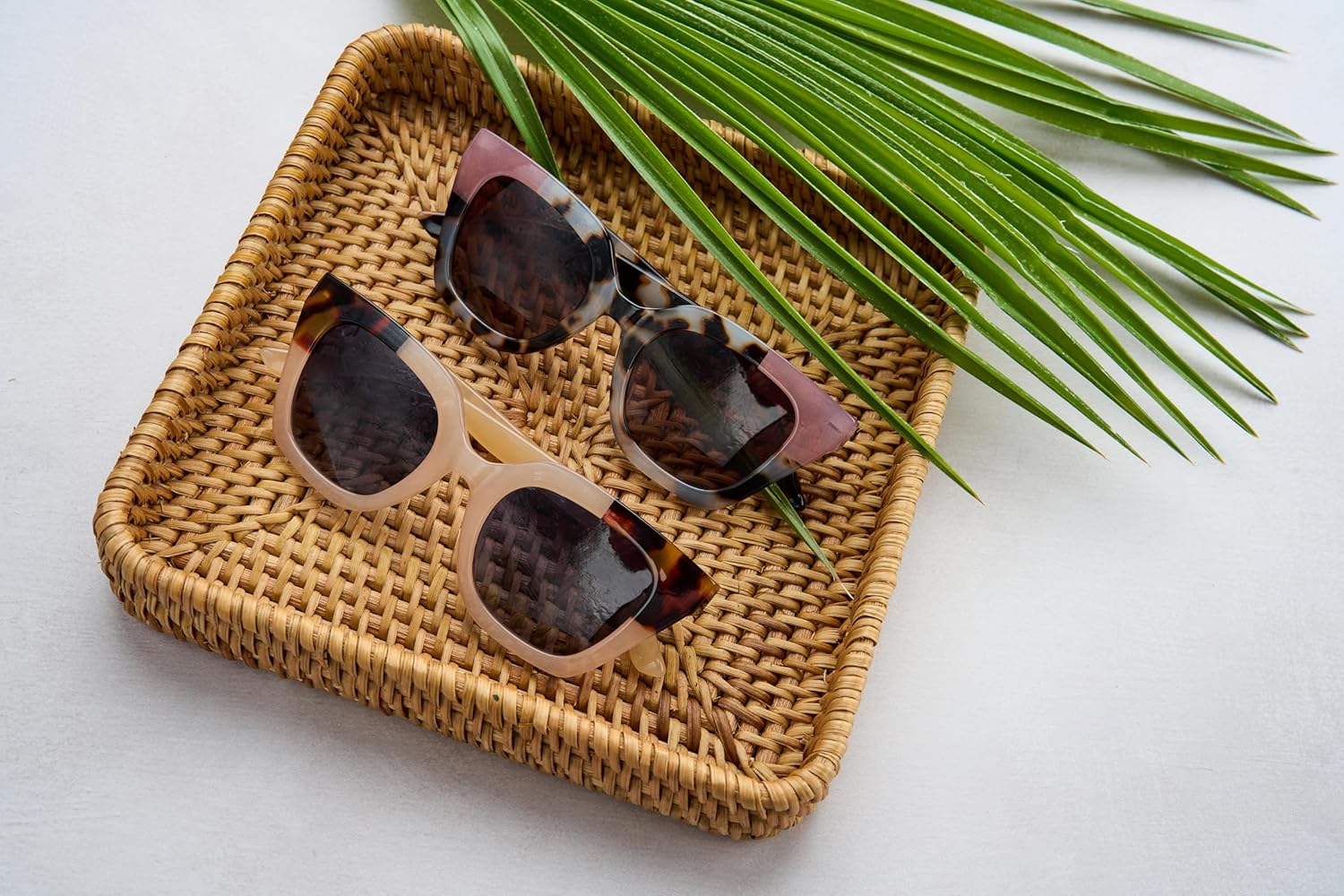 Peepers by PeeperSpecs womens Nell Sun Cat Eye Sunglasses - Image 5