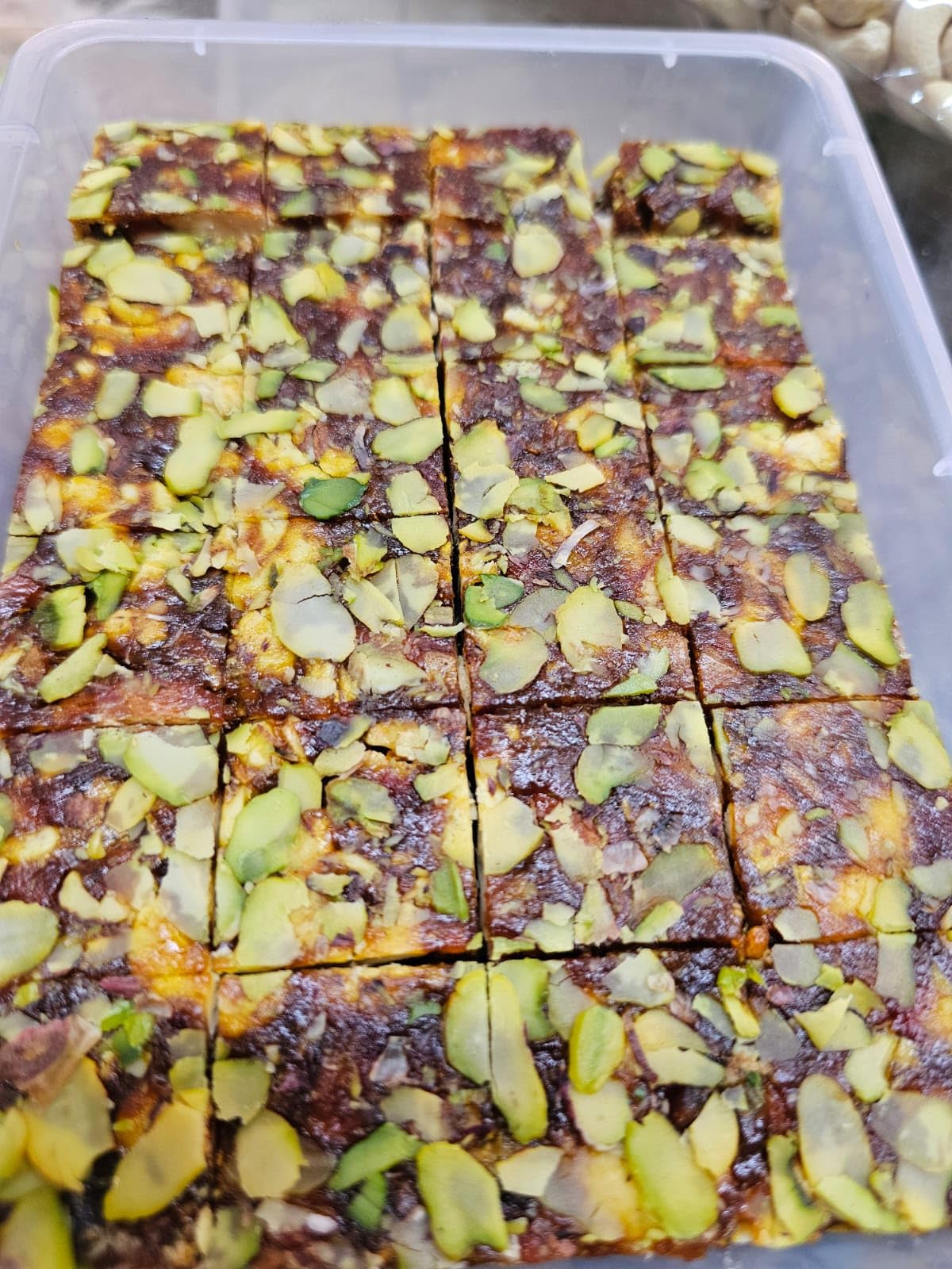 Farmin Ka Dry Fruits Sugarfree Dates Barfi/Khajoor Dryfruit Chikki/Kaju Badam Chikki/Energy Bite & Healthy Snacks with Goodness of Dry Fruits,300 gm (B0DBR26CKQ) Amazon Price History, Amazon Price Tracker