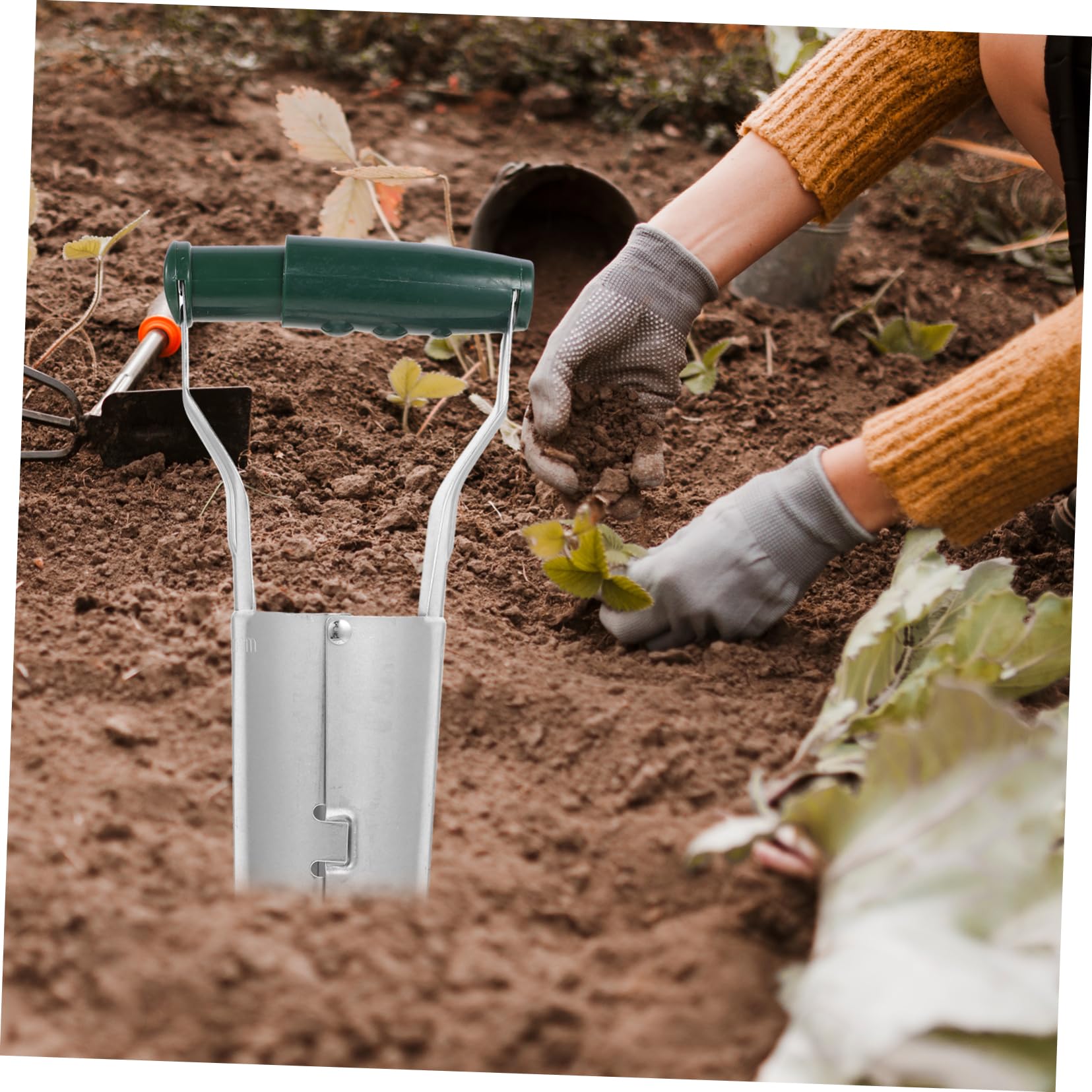 Happyyami Long Handle Bulb Planter Tool Garden Transplanter Tool for Planting Digging Transplanting Outdoor Random Style