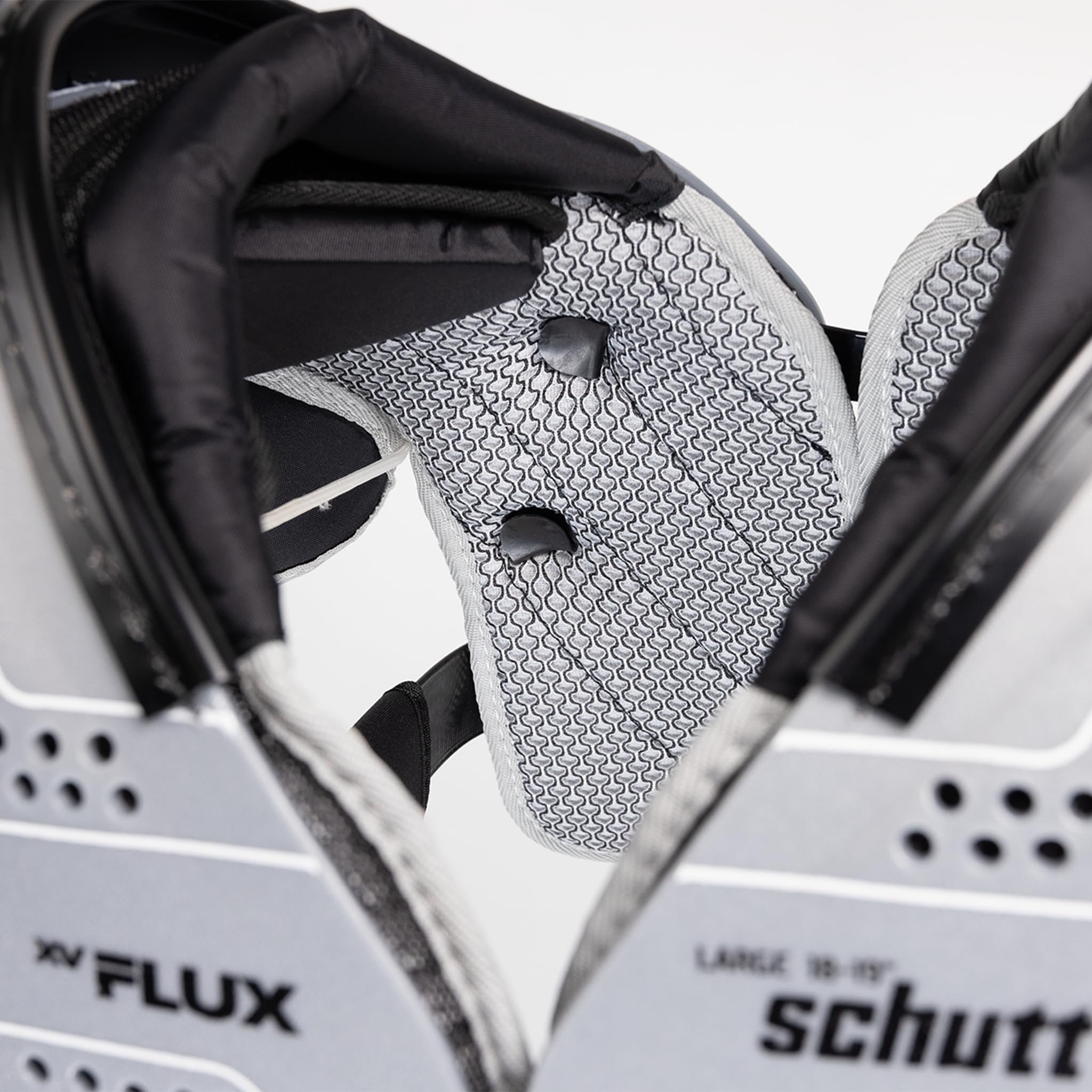 Amazon.co.jp: Schutt XV ラインショルダーパッド フラックス