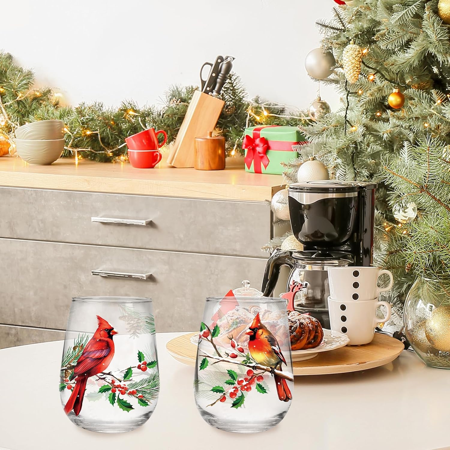 JarThenaAMCS 2Pcs Christmas Stemless Wine Glasses 17oz Red Cardinal Bird Berry Drinking Glasses Xmas Winter Tumbler Cups For Home Office Party Supplies
