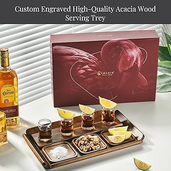 Amazon | Shanikパーソナライズ木製テキーラフライトトレイ グラス