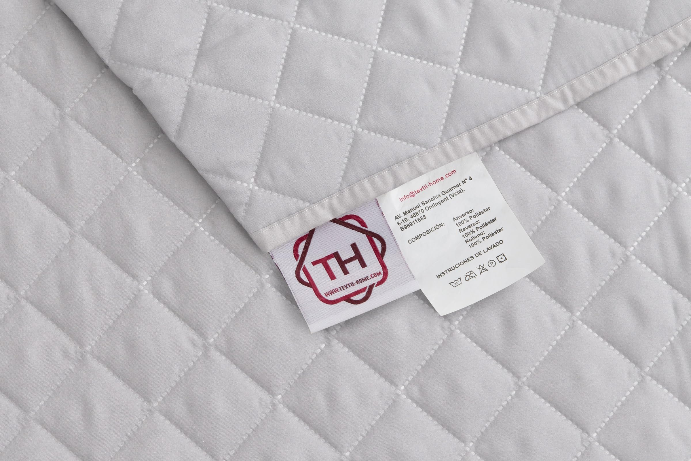 Textilhome - Salvadivano Trapuntato Copridivano Malu 3 posti Reversibile. Colore Grigio Chiaro