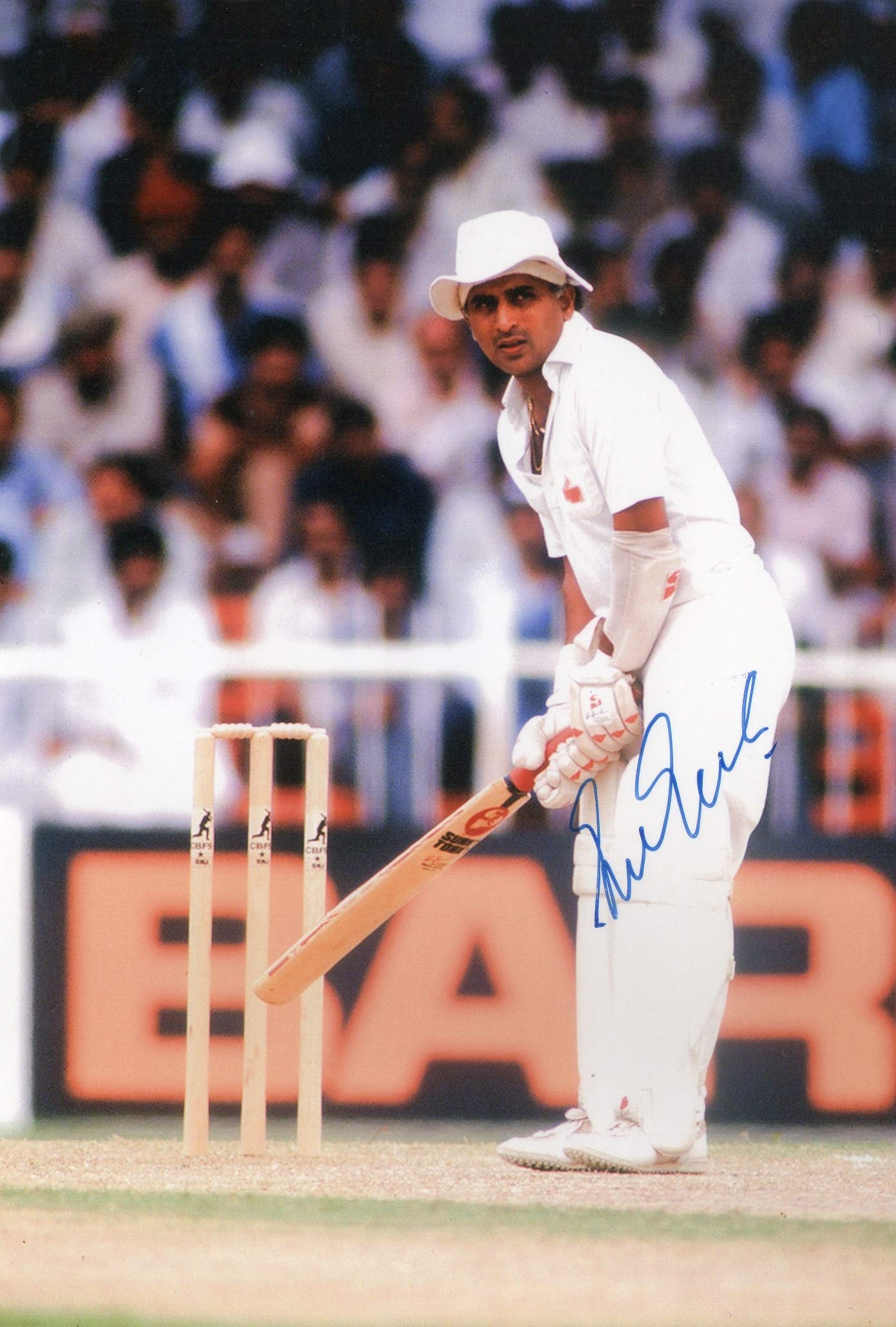 Original Autograph Photo of Sunil Gavaskar