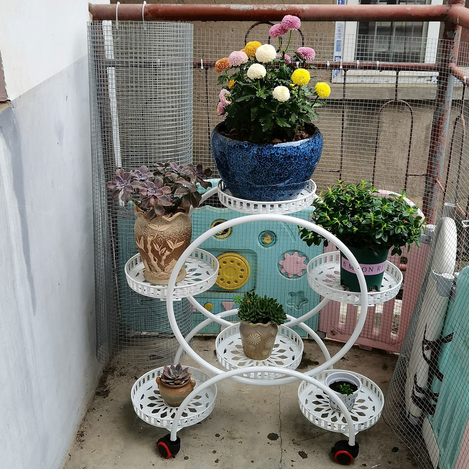 Stojak na rośliny, 4-poziomowy, z żelaza, z 6 tacami i 4 rolkami – biały, maks. 7,5 kg na tacę, na balkon, do ogrodu, salonu, wewnątrz i na zewnątrz, w zestawie hamulce