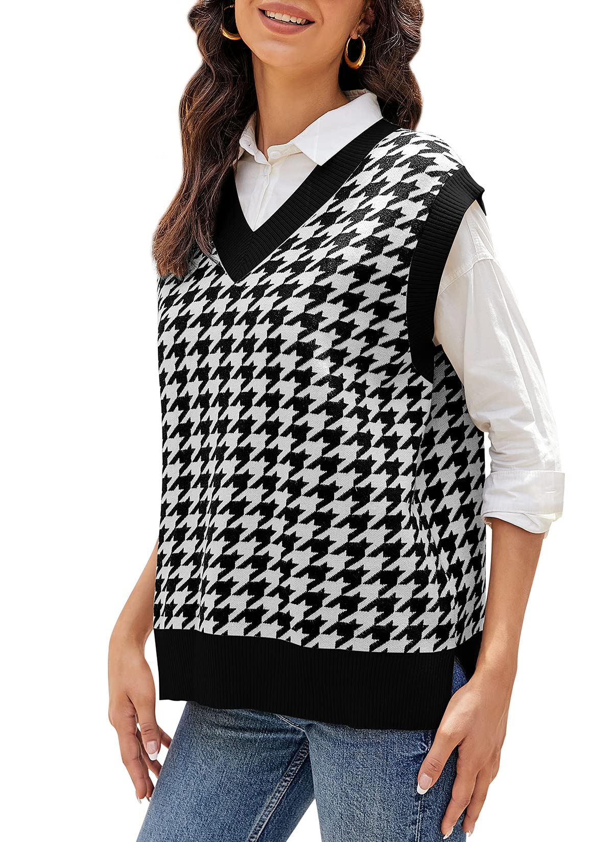 HOCOSIT Women's Knitted V-Neck Vest Argyle Plaid Preppy Style Sleeveless Pullover Crop Sweater Vest