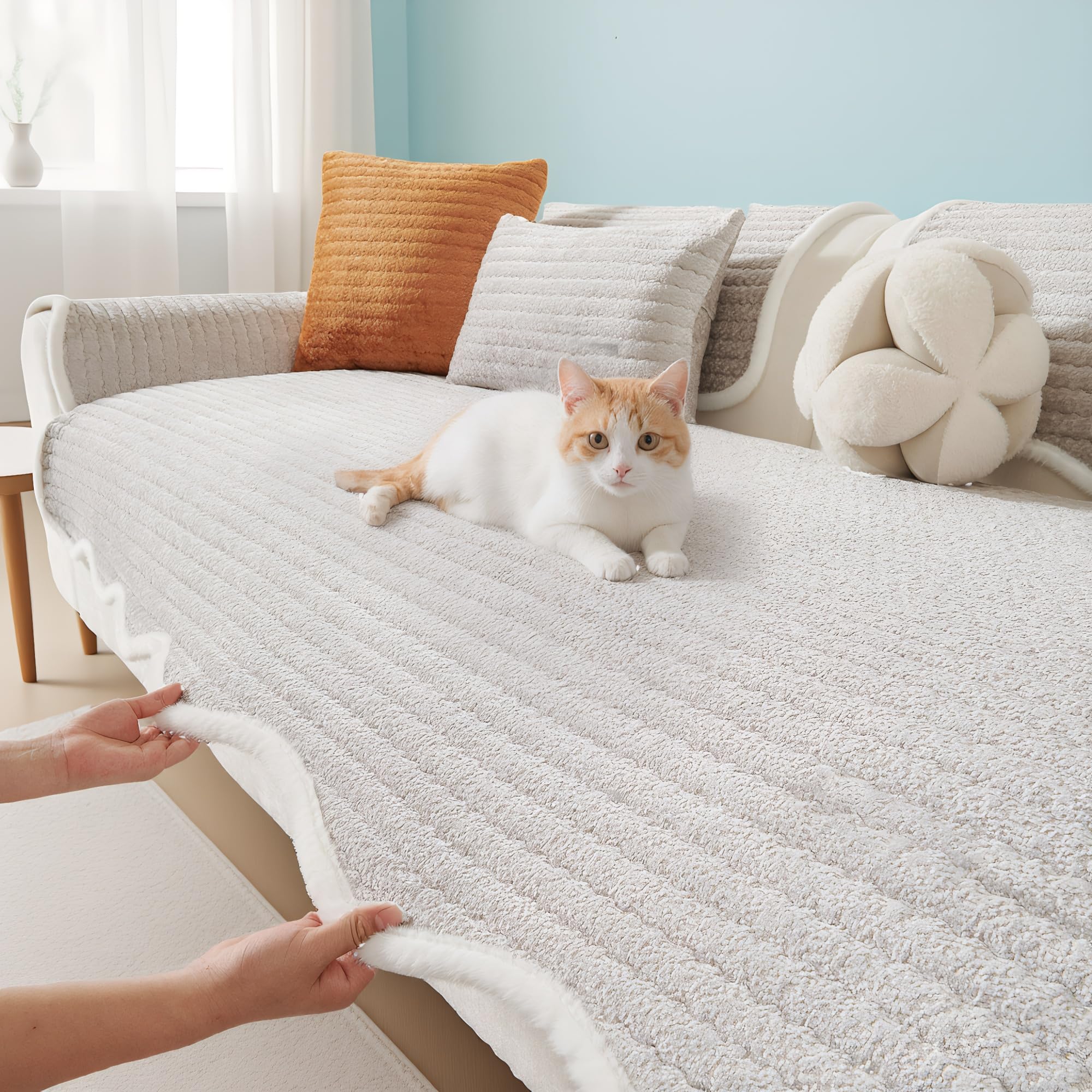 LiveGo Milk Velvet Sofa Cover - Washable Pet-Friendly Couch Cover, Non-Slip Fuzzy Sofa Protector for 2/3/4 Seater, Soft Dog-Resistant Furniture Cover for Living Room (Light Gray A, 90 * 210cm)